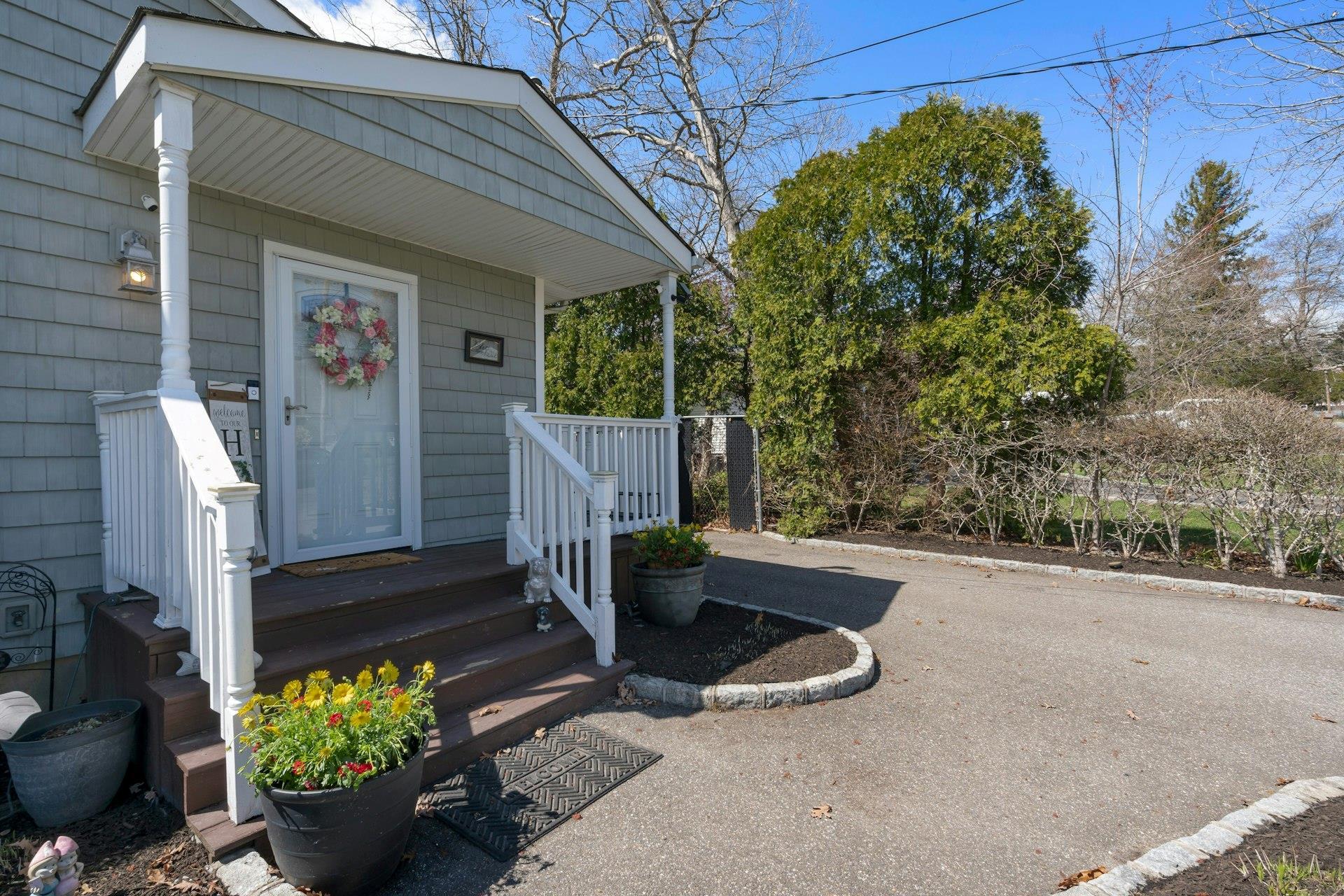 Single Family Blue Point  Suffolk County, NY 11738, MLS-842657-3