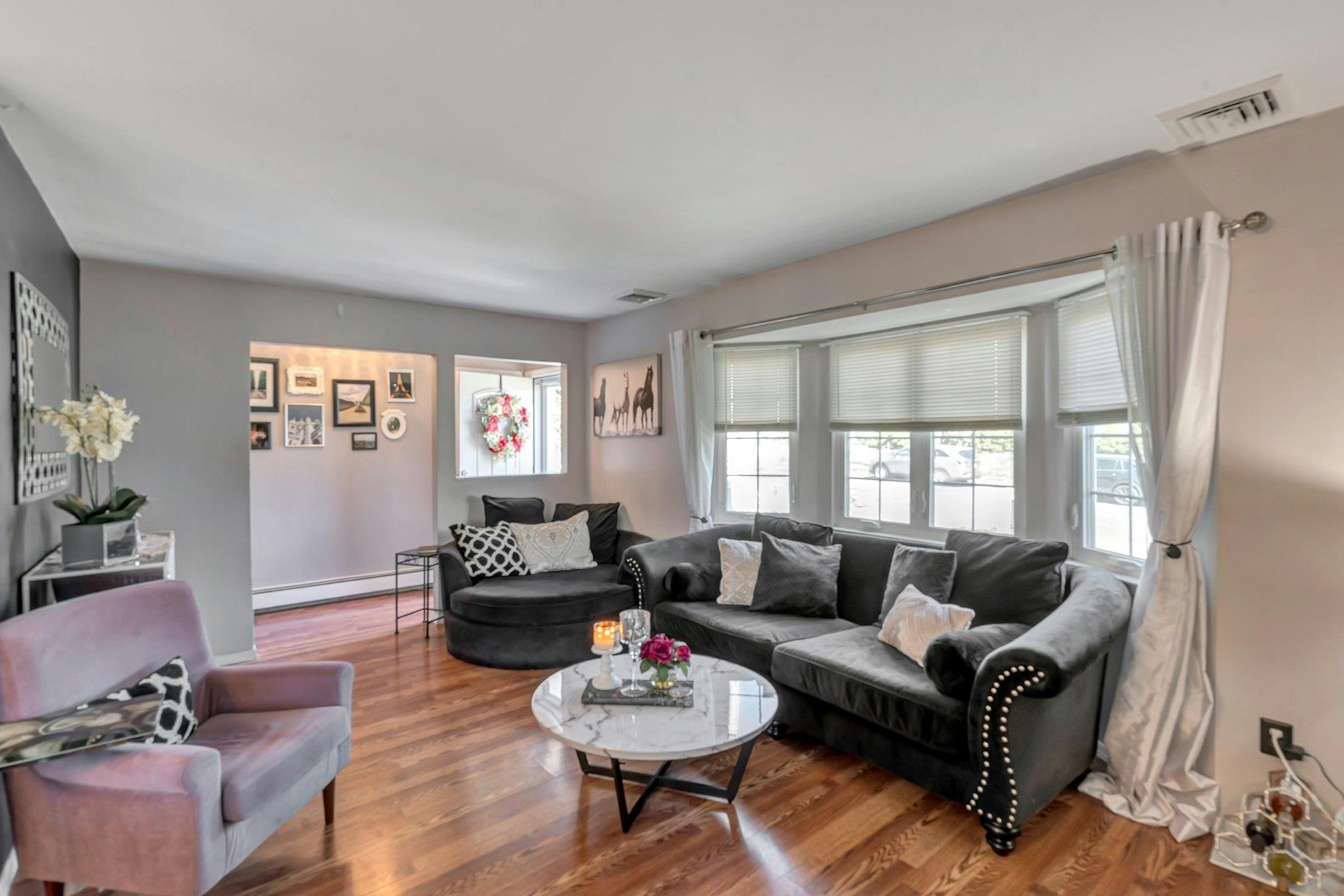 Single Family Blue Point  Suffolk County, NY 11738, MLS-842657-5
