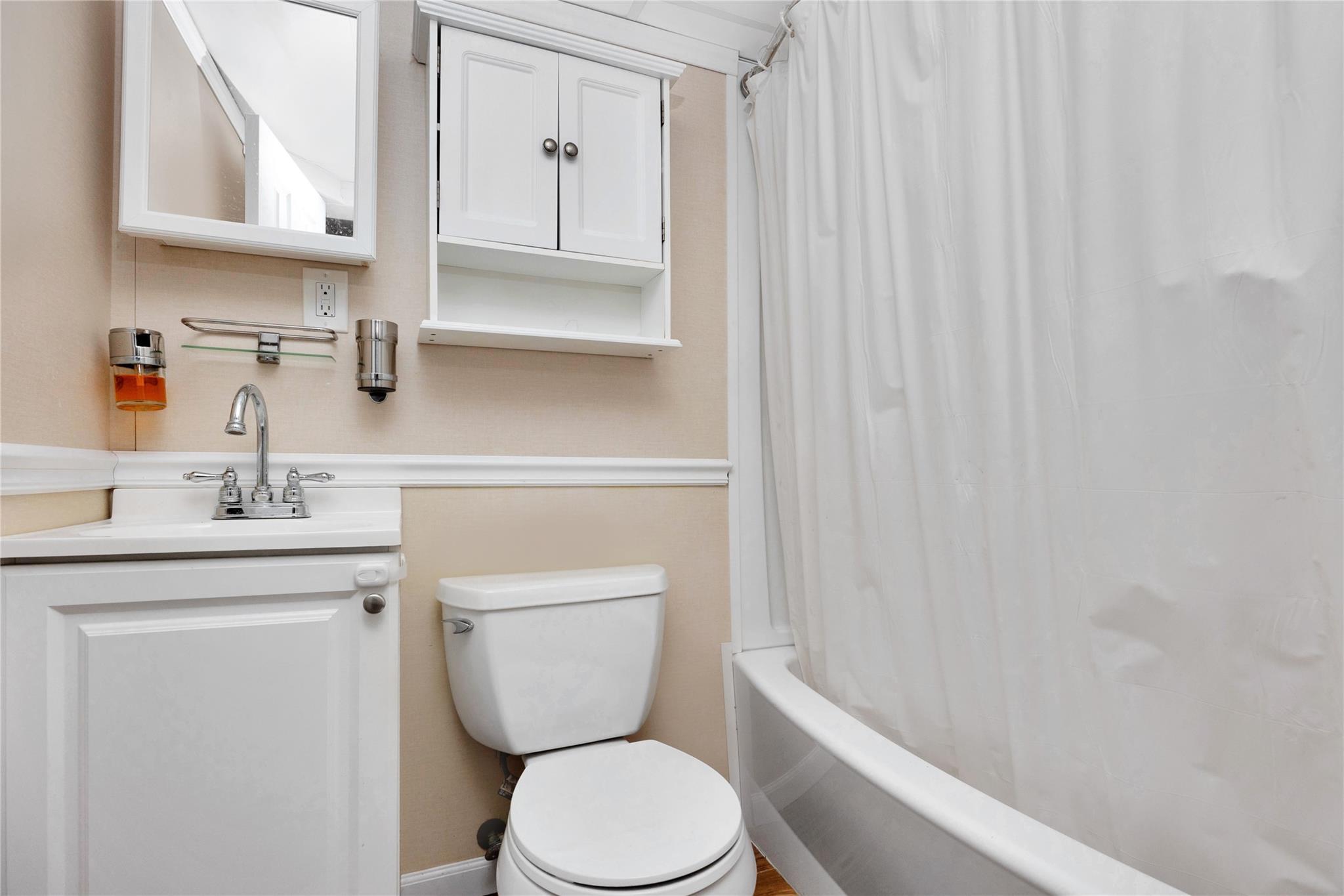 Single Family 66th  Queens, NY 11379, MLS-842658-16