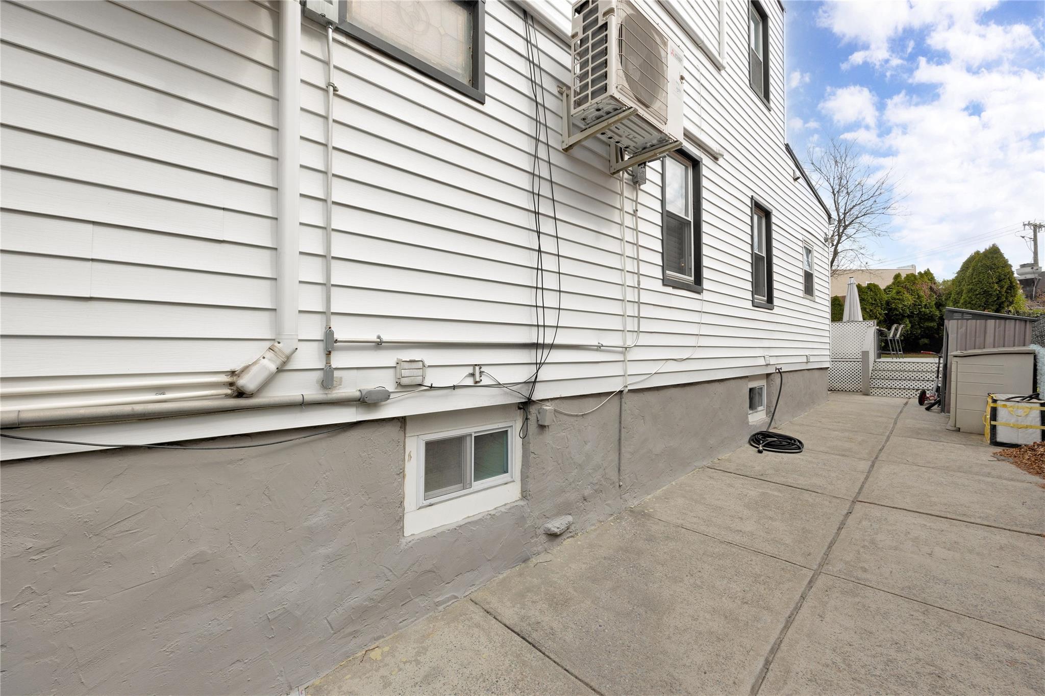 Single Family 66th  Queens, NY 11379, MLS-842658-4