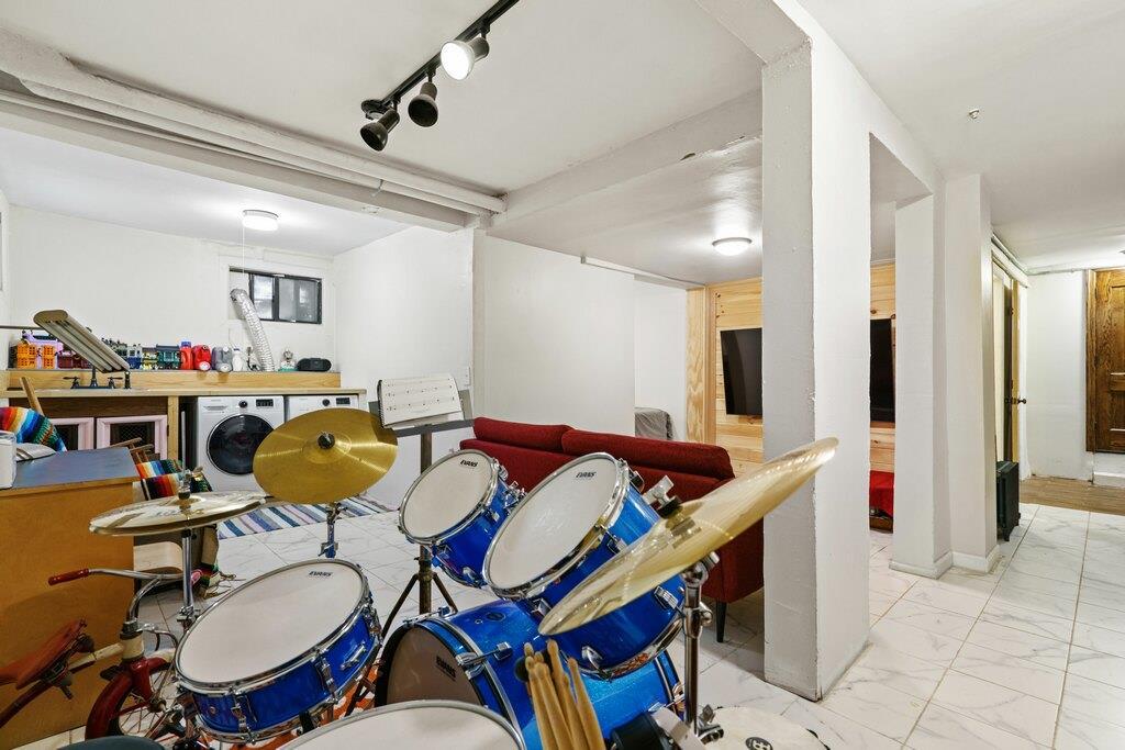 Single Family 30th  Brooklyn, NY 11232, MLS-842668-17