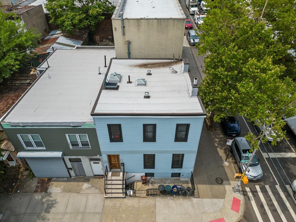 Single Family 30th  Brooklyn, NY 11232, MLS-842668-2