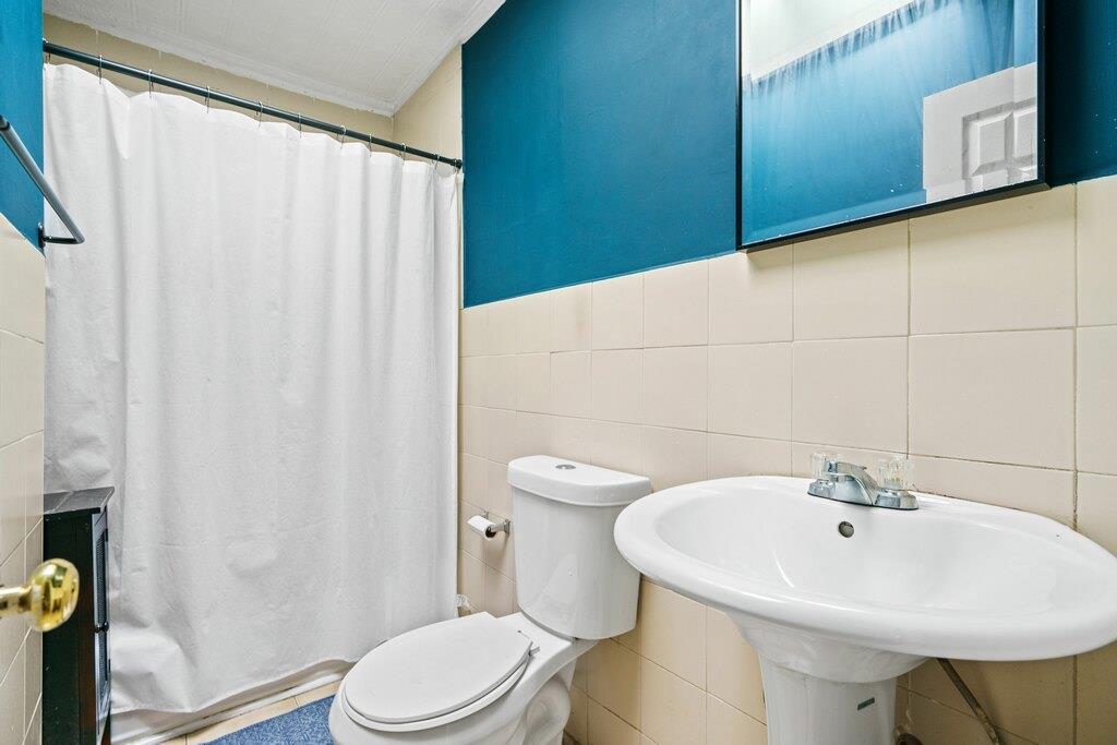 Single Family 30th  Brooklyn, NY 11232, MLS-842668-25