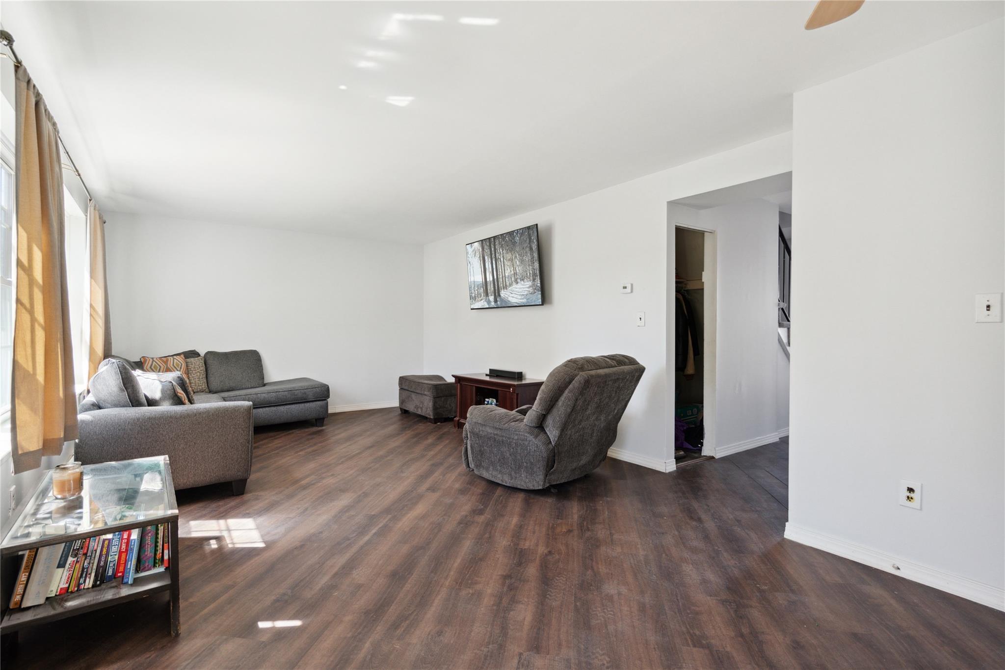 Single Family Union  Suffolk County, NY 11706, MLS-842679-6