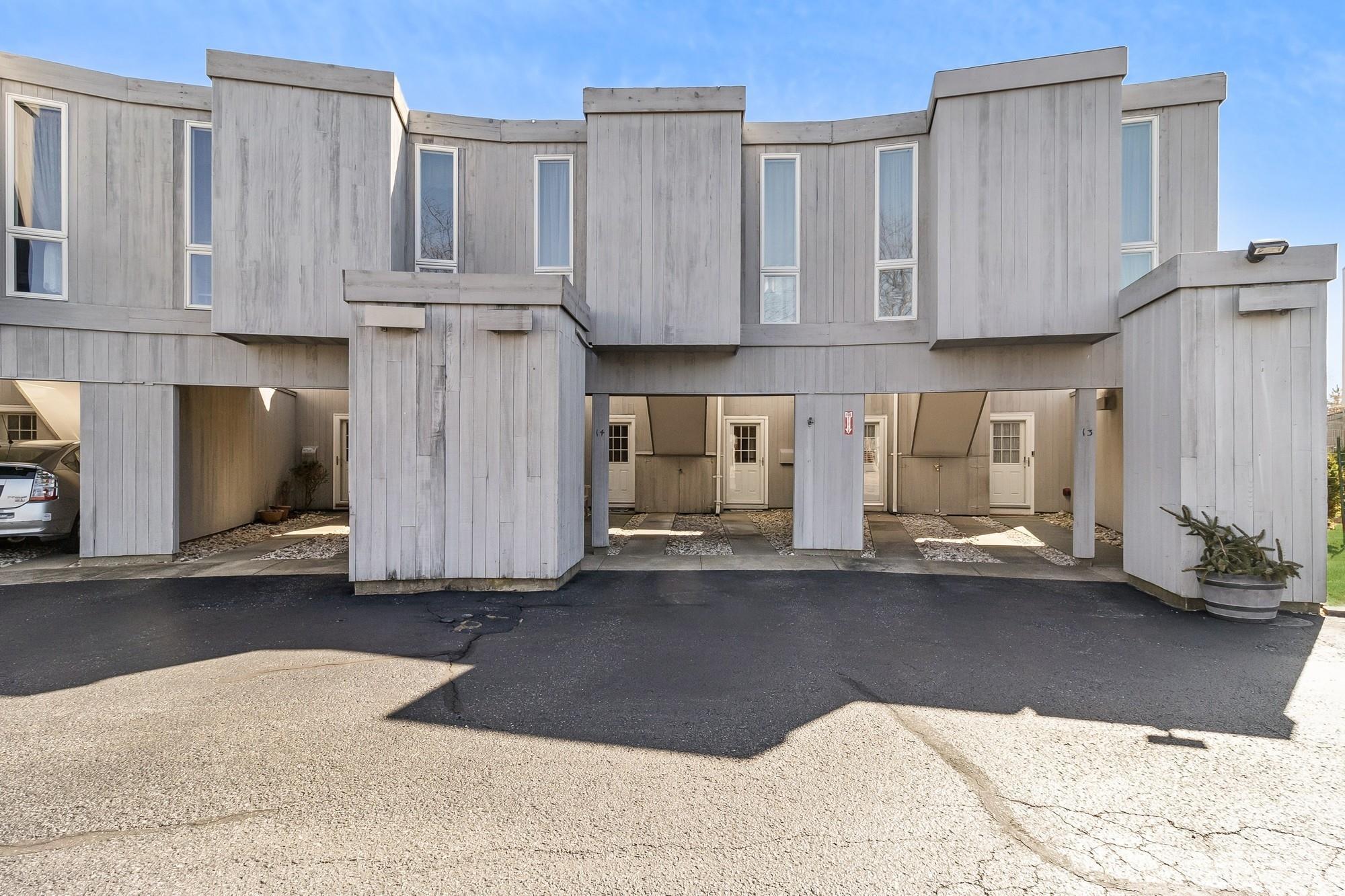 Single Family Fairway  Suffolk County, NY 11954, MLS-842712-2