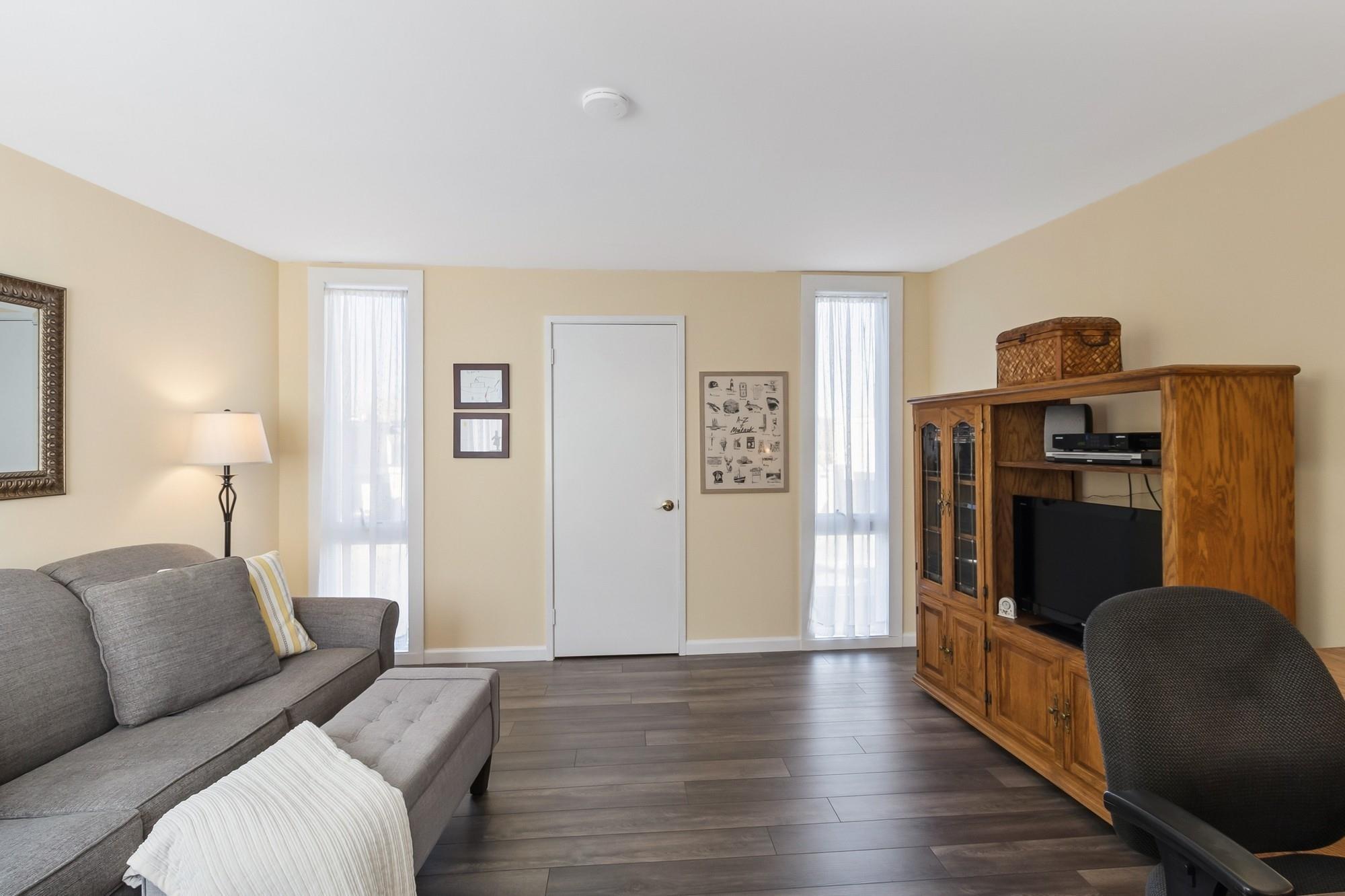 Single Family Fairway  Suffolk County, NY 11954, MLS-842712-23