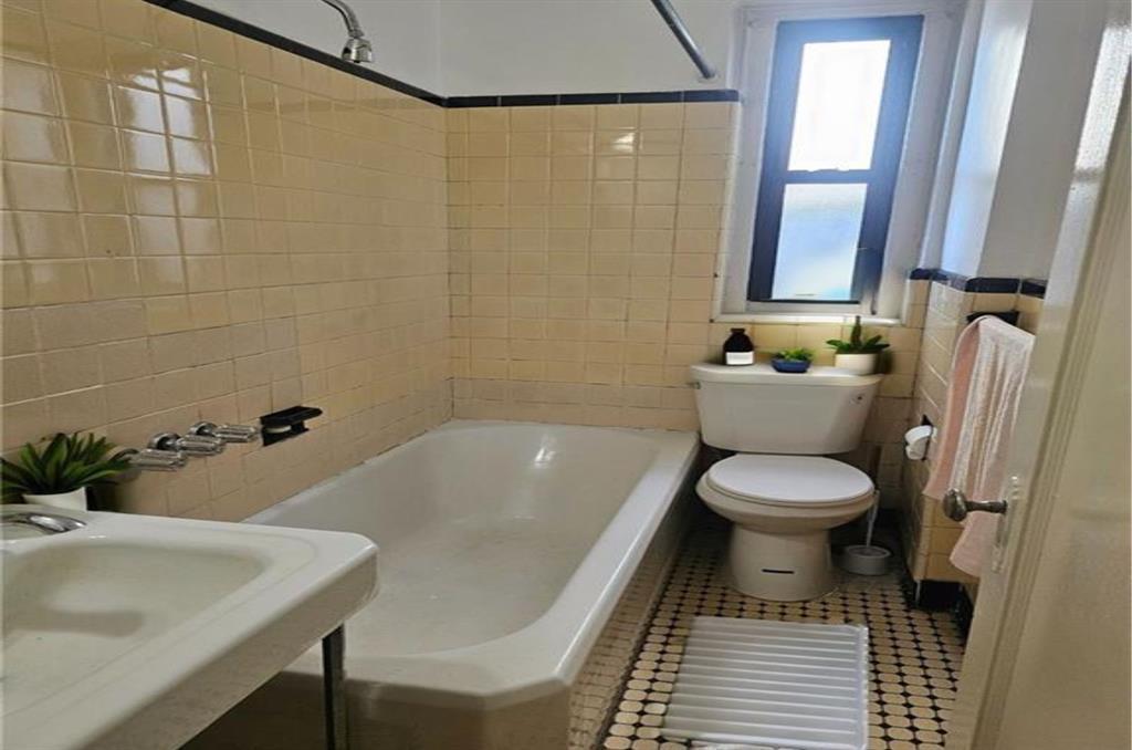 Coop Oliver  Bronx, NY 10458, MLS-842770-5