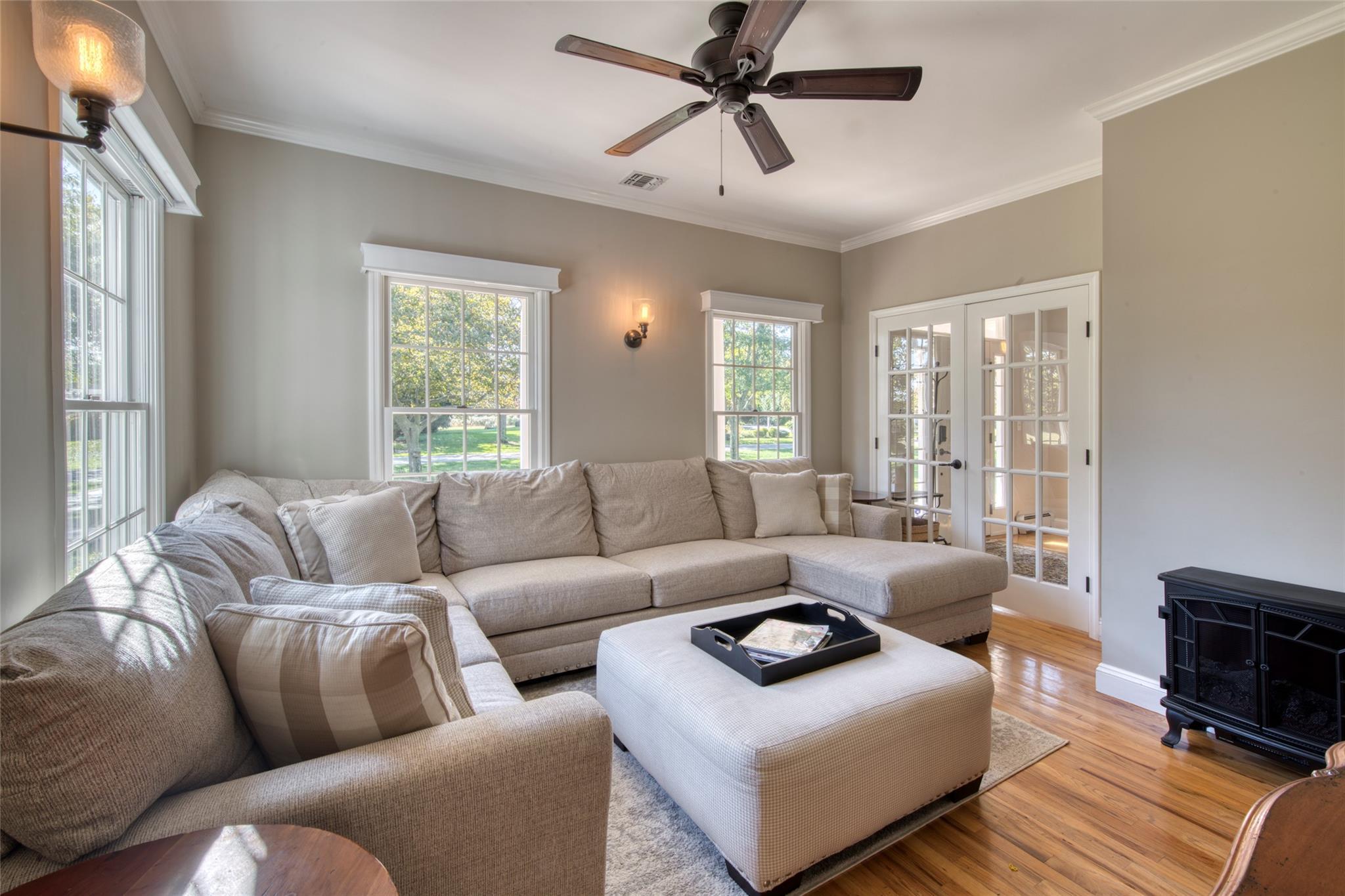 Single Family Green  Suffolk County, NY 11935, MLS-842796-8