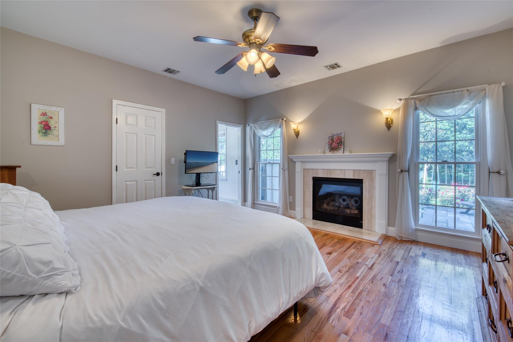 Single Family Green  Suffolk County, NY 11935, MLS-842796-9