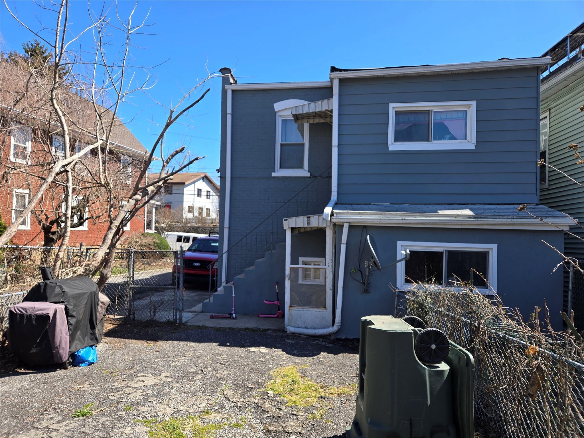 Single Family Locust  Westchester County, NY 10573, MLS-842798-25