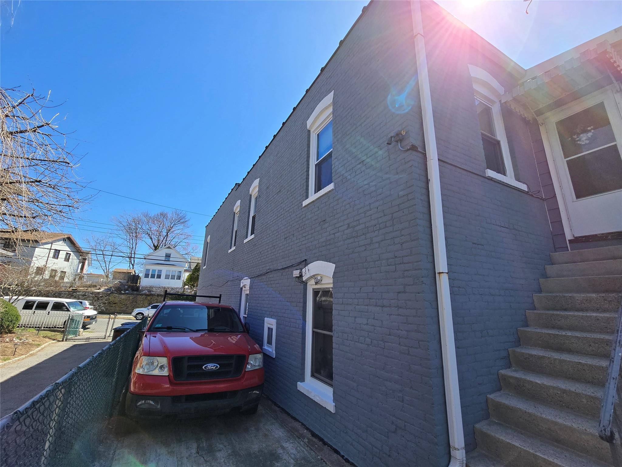 Single Family Locust  Westchester County, NY 10573, MLS-842798-26