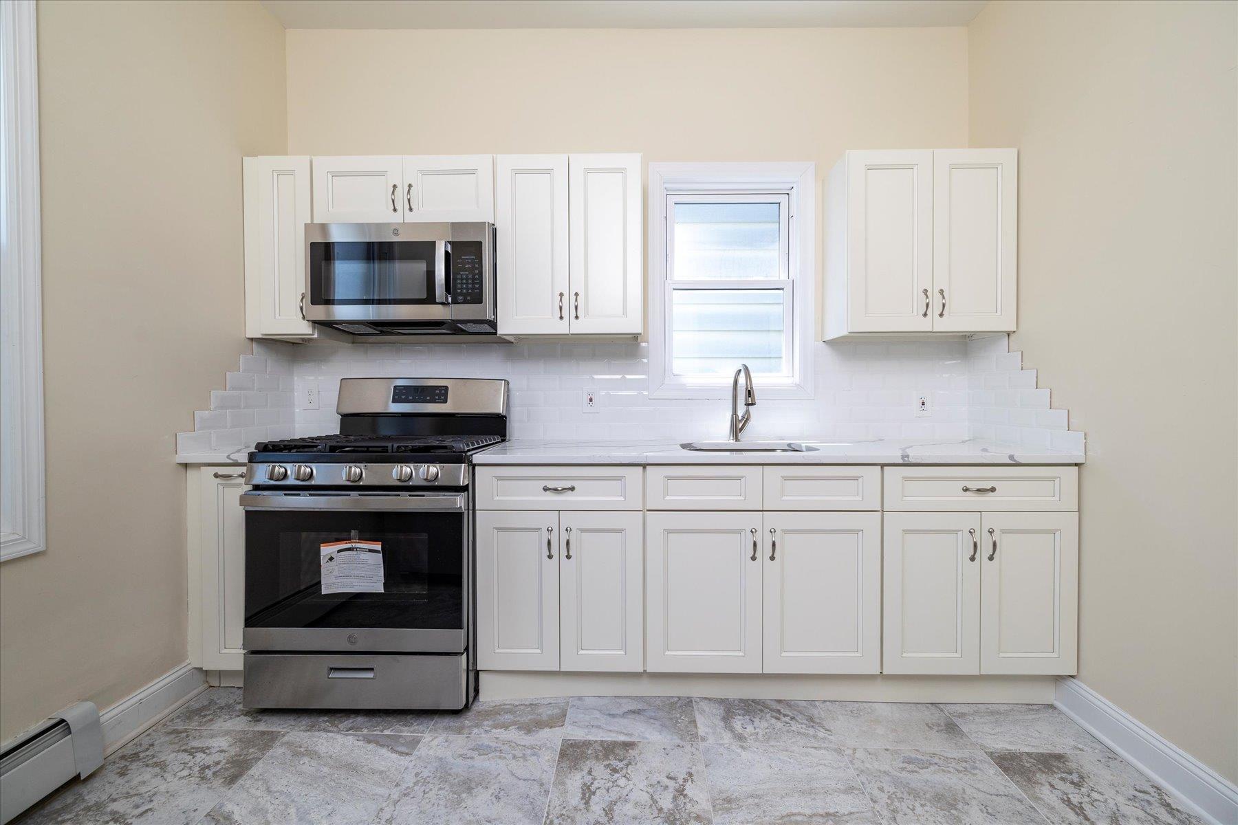 Single Family Shore  Queens, NY 11435, MLS-842800-12