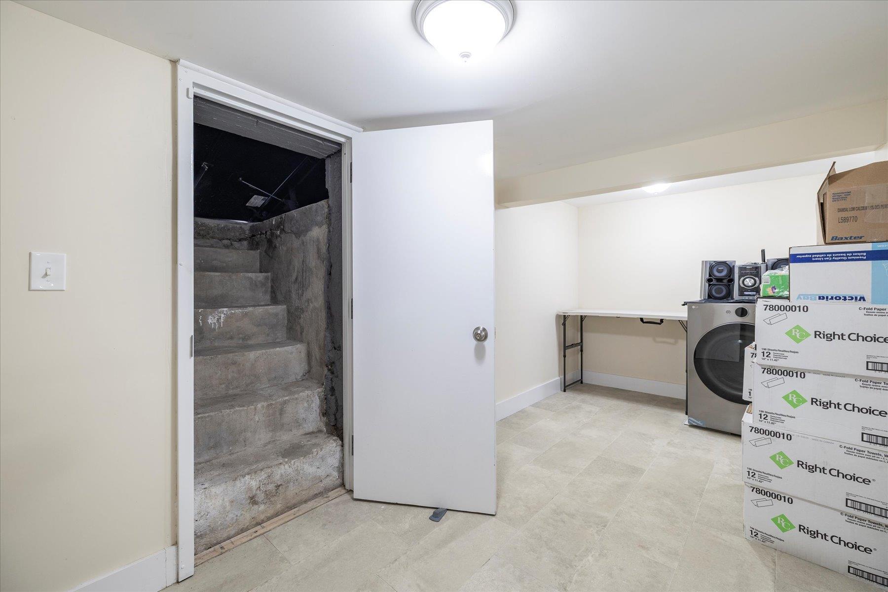 Single Family Shore  Queens, NY 11435, MLS-842800-22