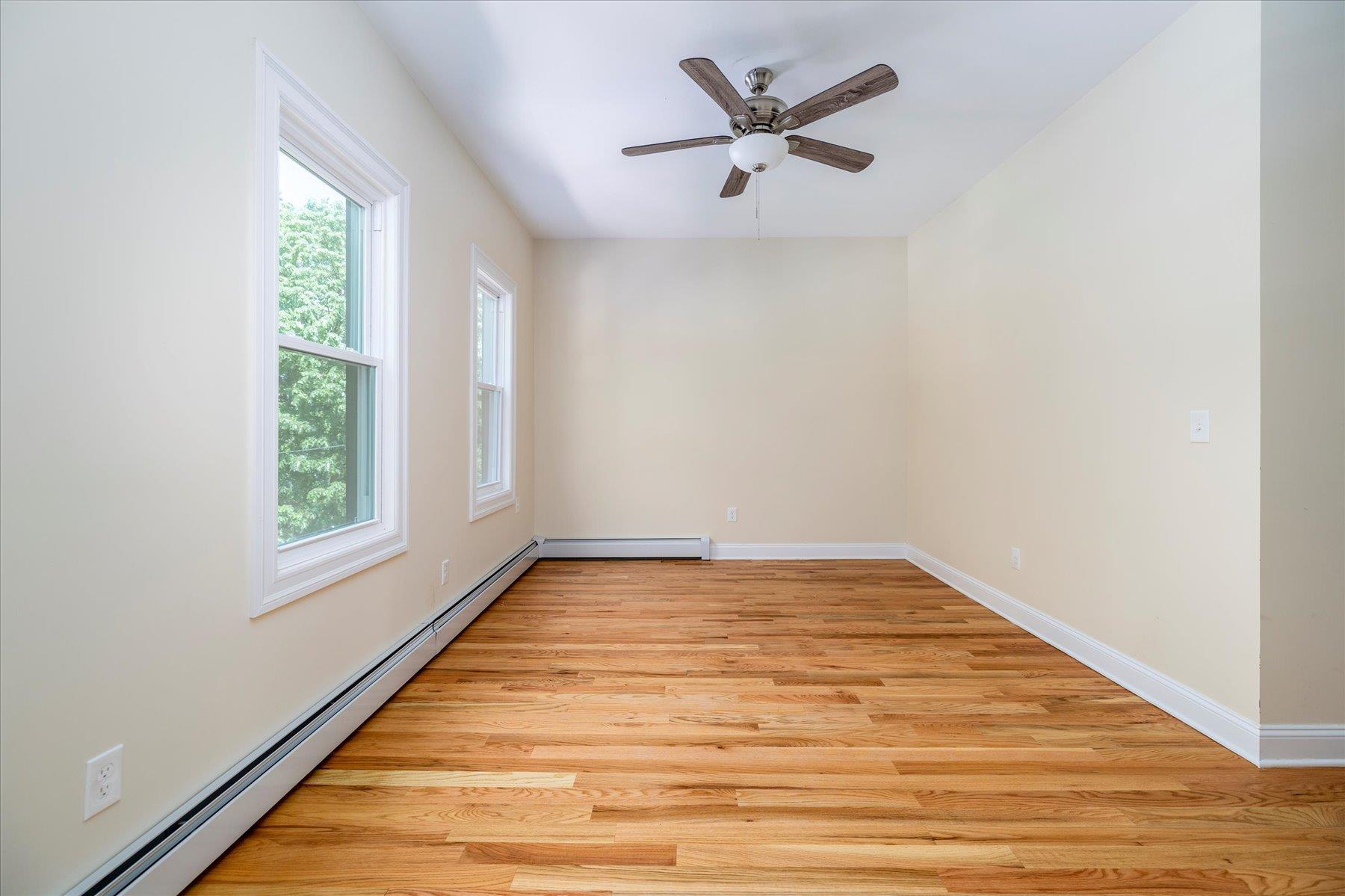 Single Family Shore  Queens, NY 11435, MLS-842800-4
