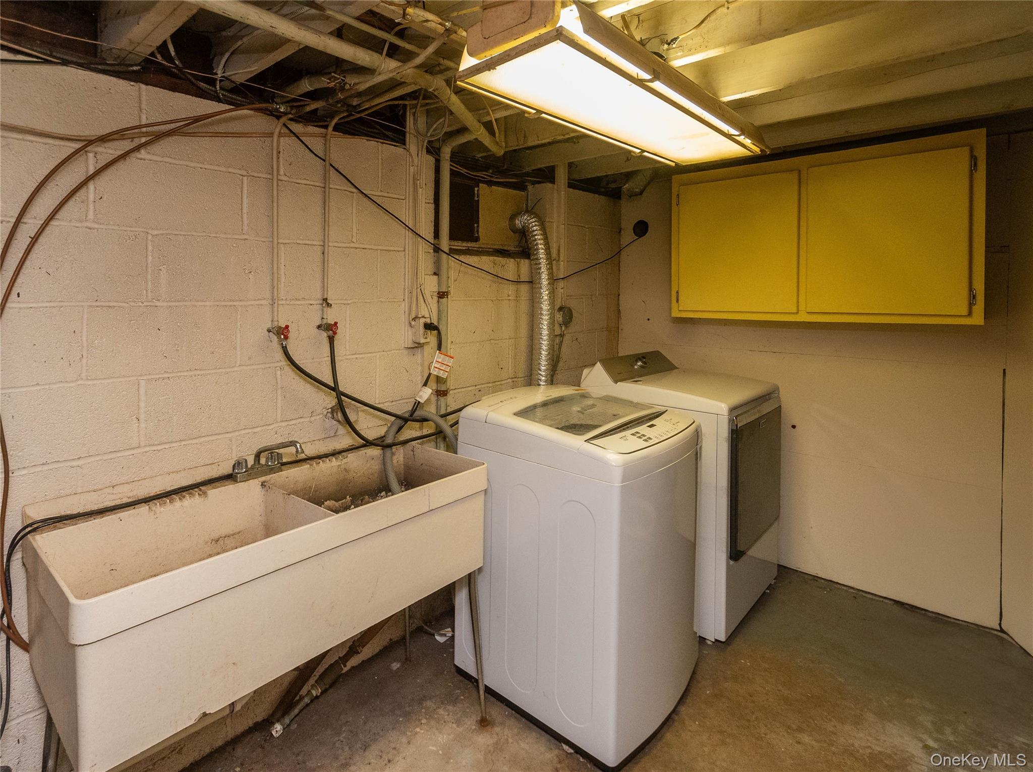 Single Family Union Orange County, NY 12549, MLS-842809-45