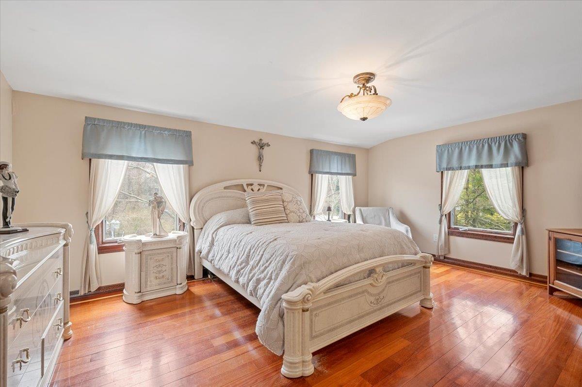 Single Family Redington  Suffolk County, NY 11746, MLS-842822-22