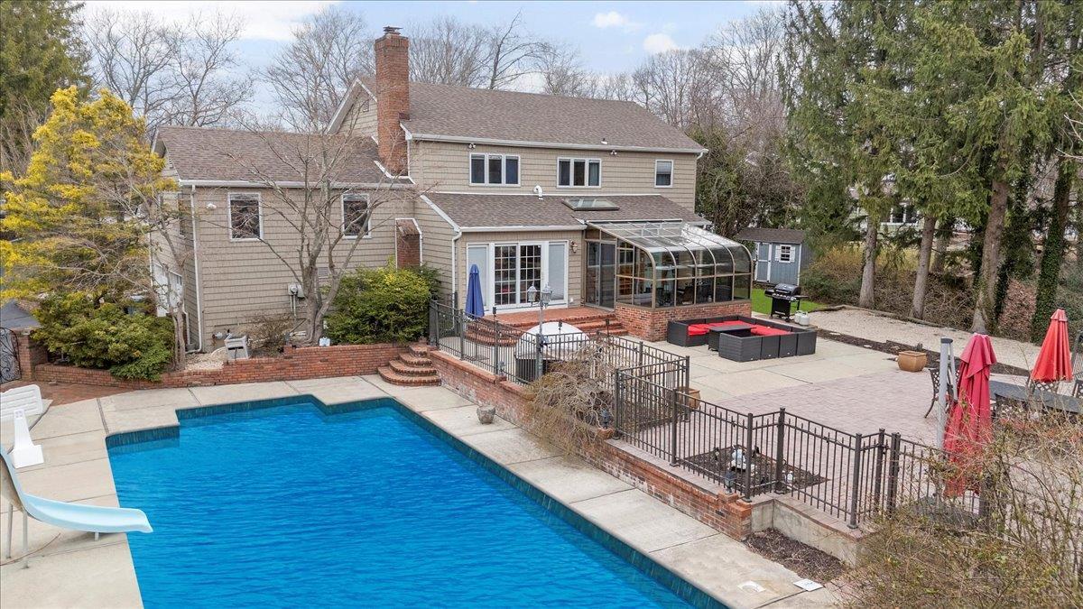 Single Family Redington  Suffolk County, NY 11746, MLS-842822-33