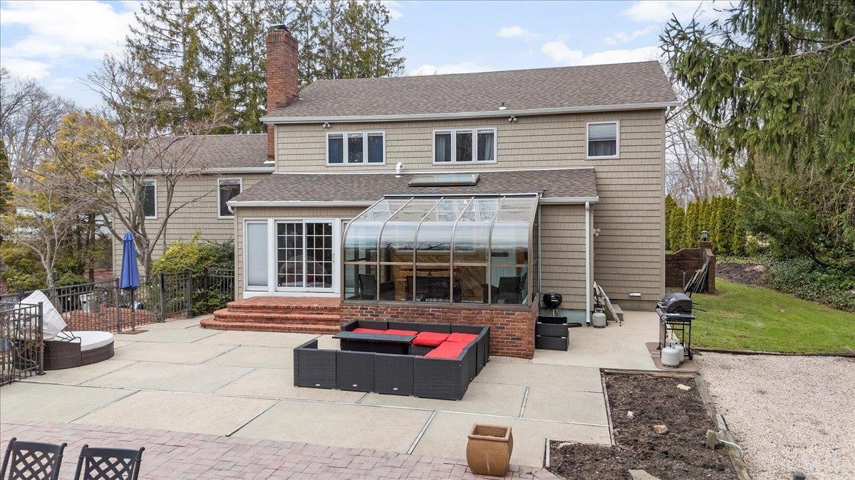 Single Family Redington  Suffolk County, NY 11746, MLS-842822-36