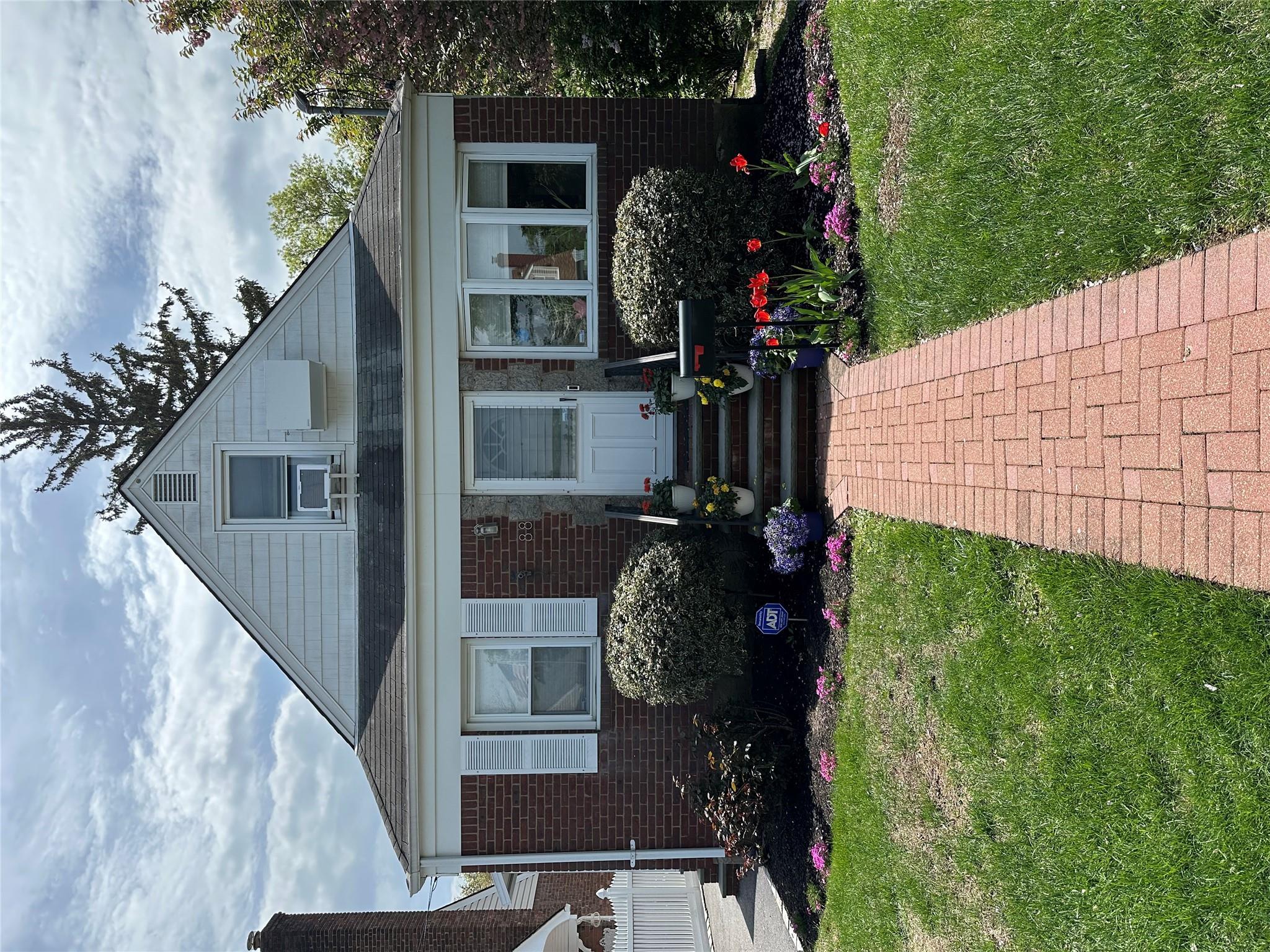 Single Family Dyckman  Nassau County, NY 11040, MLS-842827-23