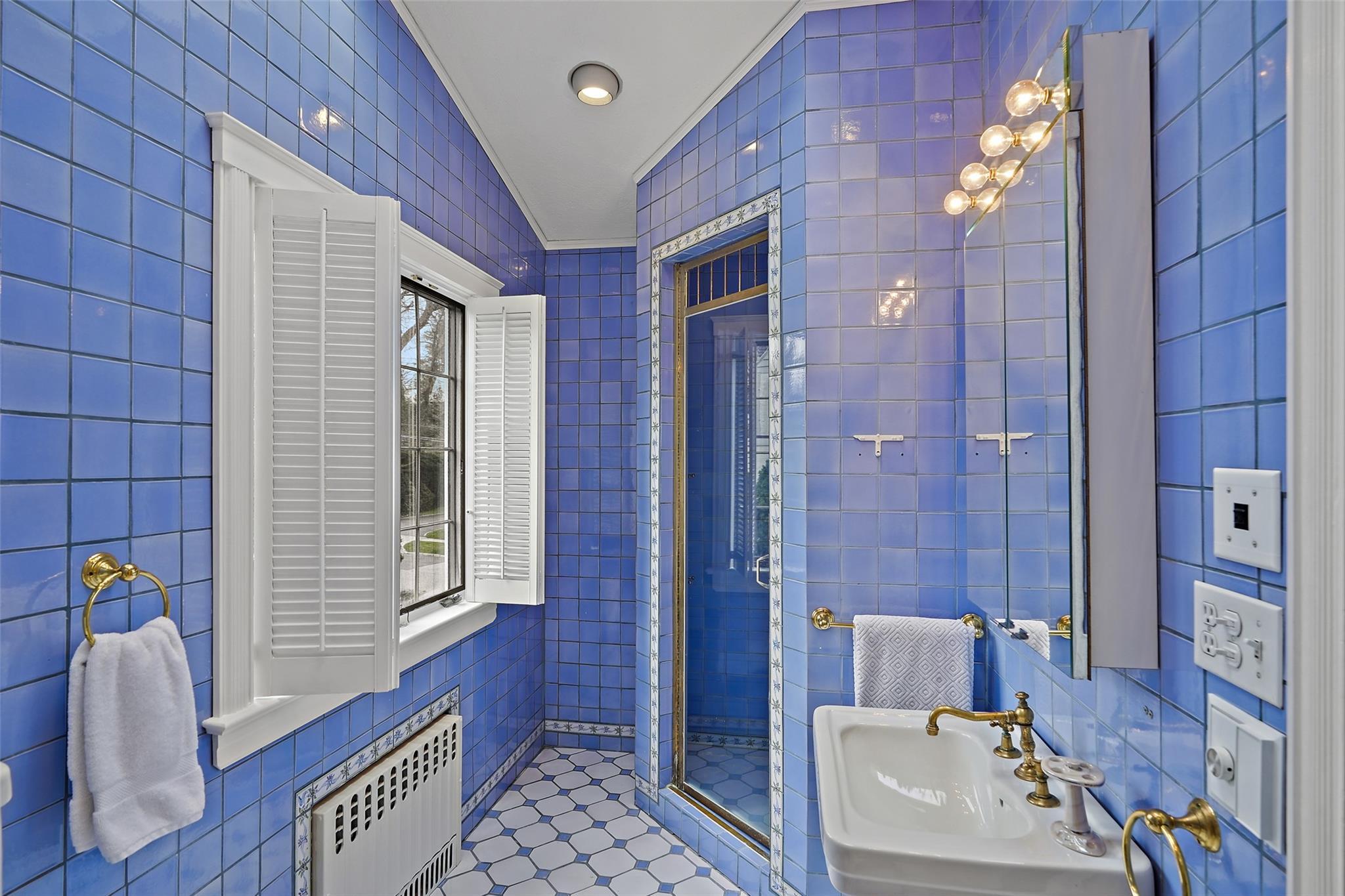 Single Family Moore Westchester County, NY 10708, MLS-842828-23