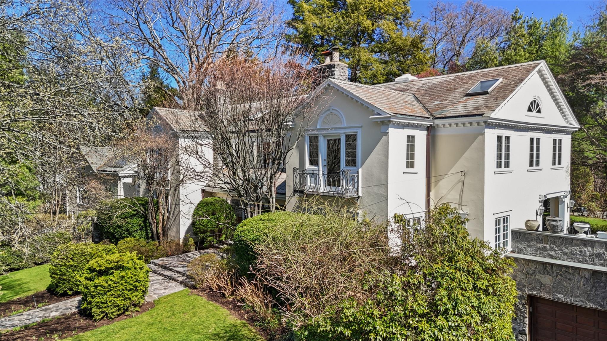 Single Family Moore Westchester County, NY 10708, MLS-842828-40