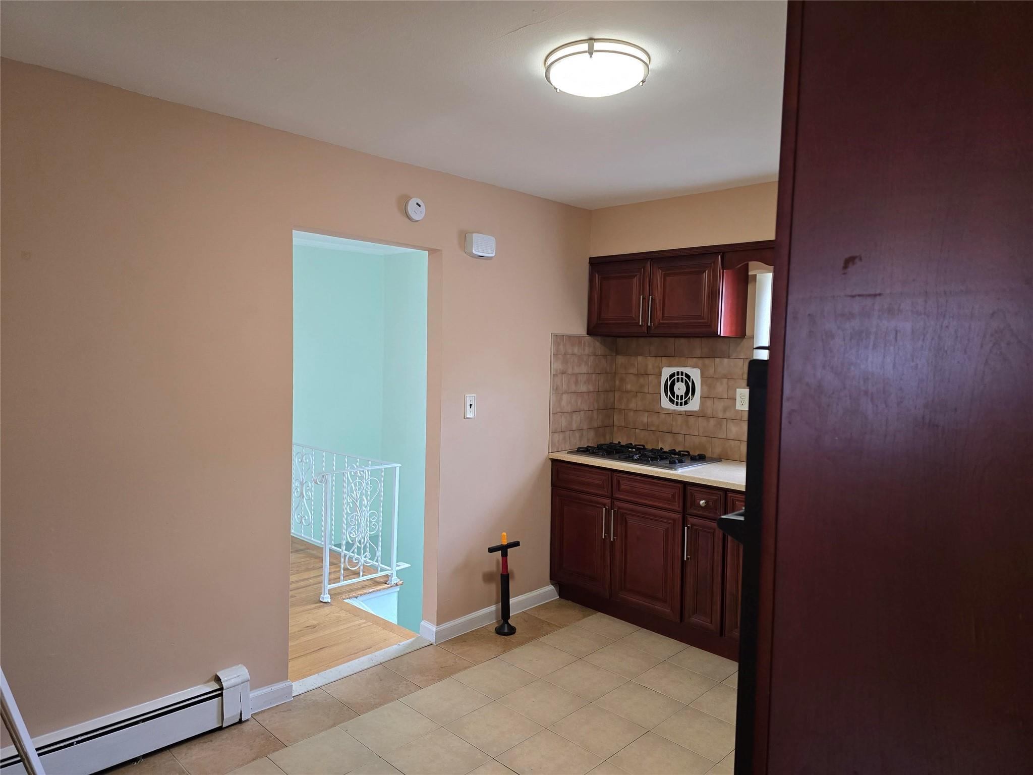 Apartment 147  Queens, NY 11422, MLS-842849-7