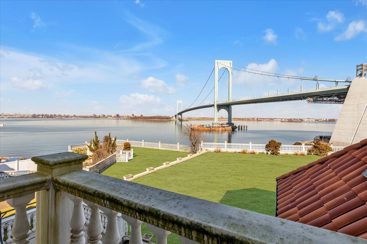 Single Family Malba  Queens, NY 11357, MLS-842868-26