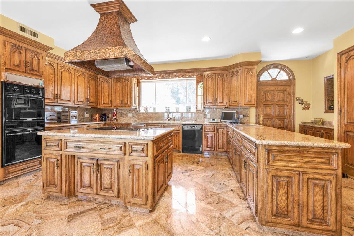 Single Family Malba  Queens, NY 11357, MLS-842868-8