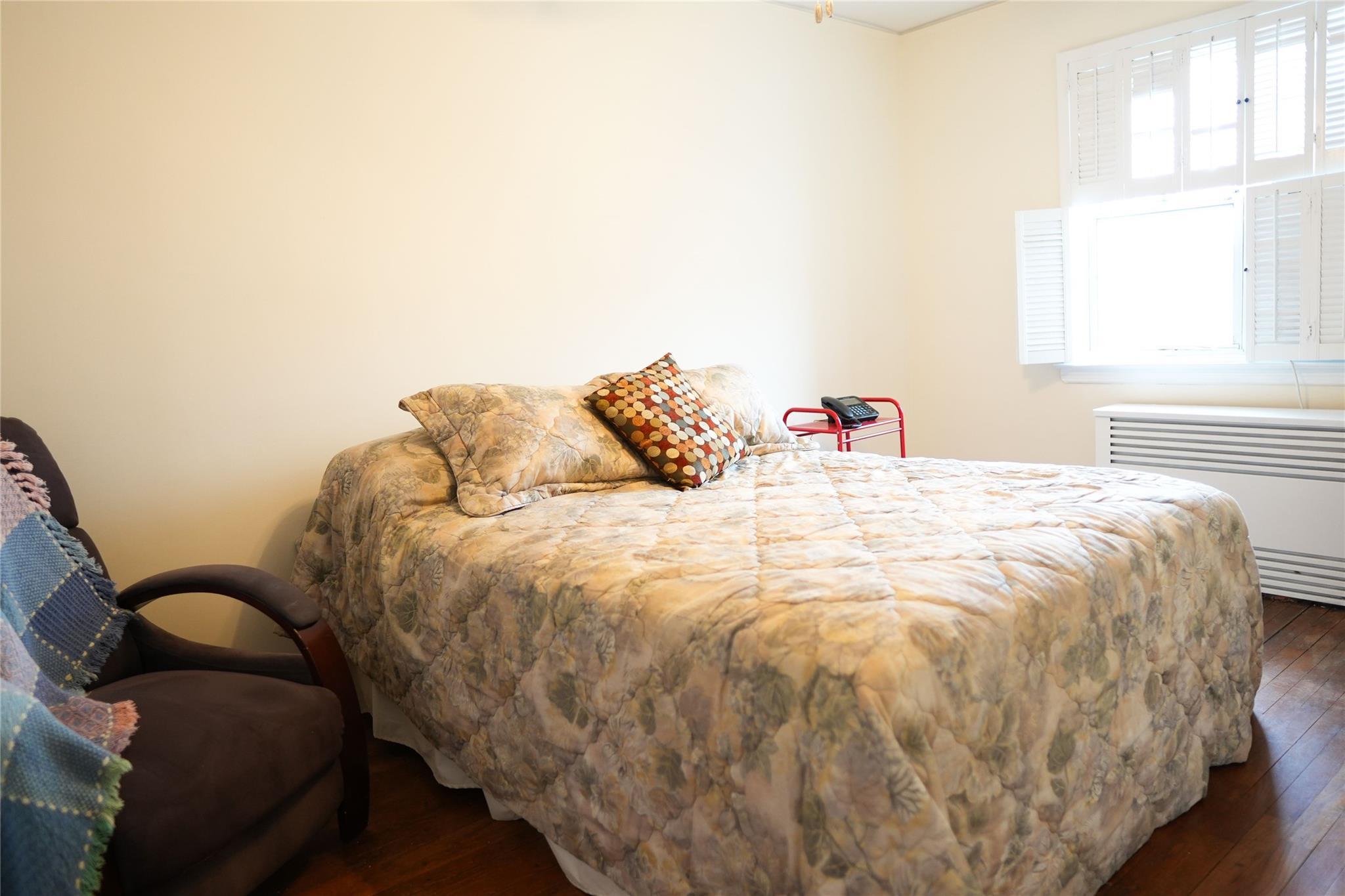 Single Family Utopia  Queens, NY 11366, MLS-842888-31