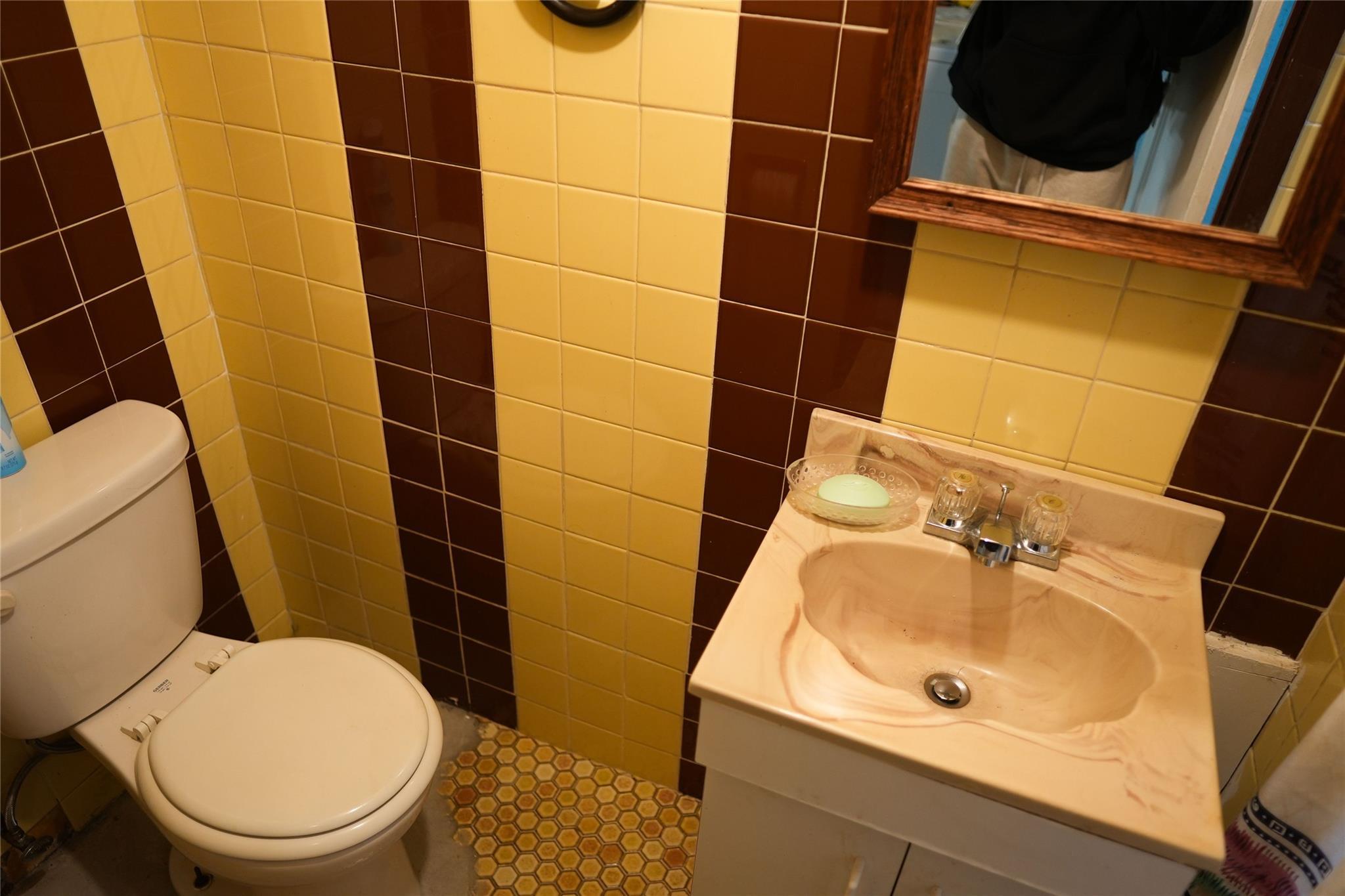 Single Family Utopia  Queens, NY 11366, MLS-842888-9
