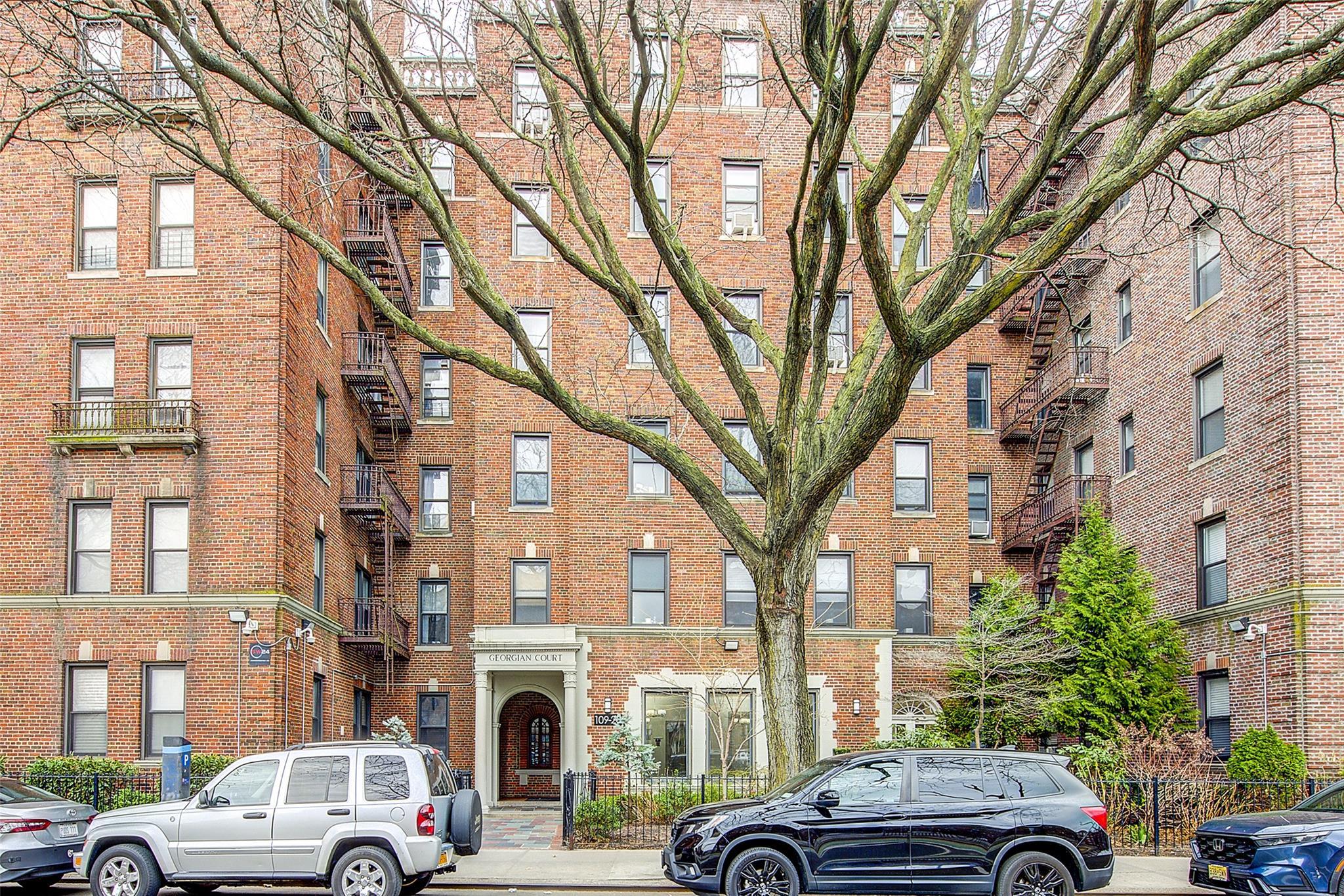 Condo Queens  Queens, NY 11375, MLS-842902-19