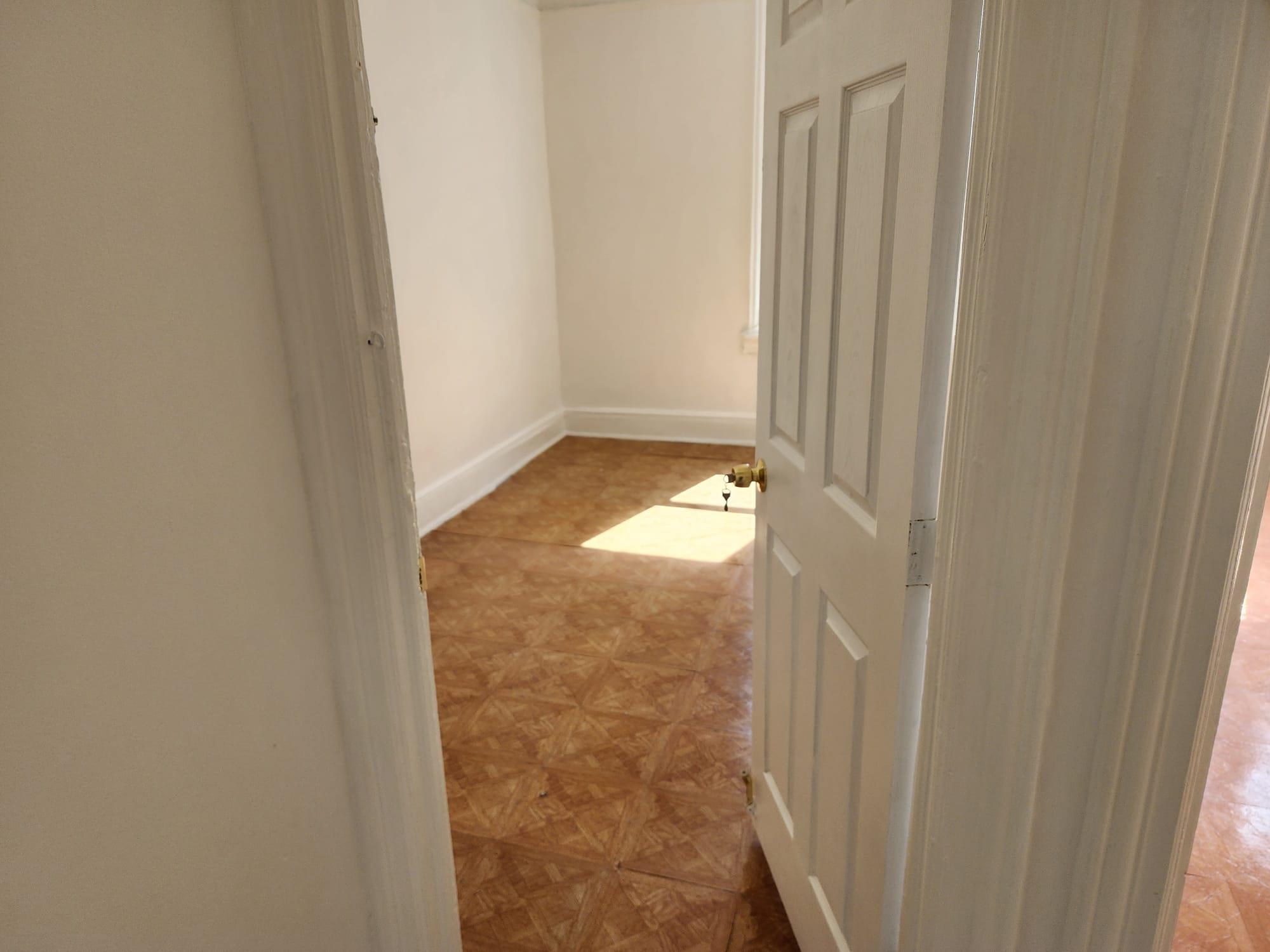 Apartment 37th  Queens, NY 11372, MLS-842912-6