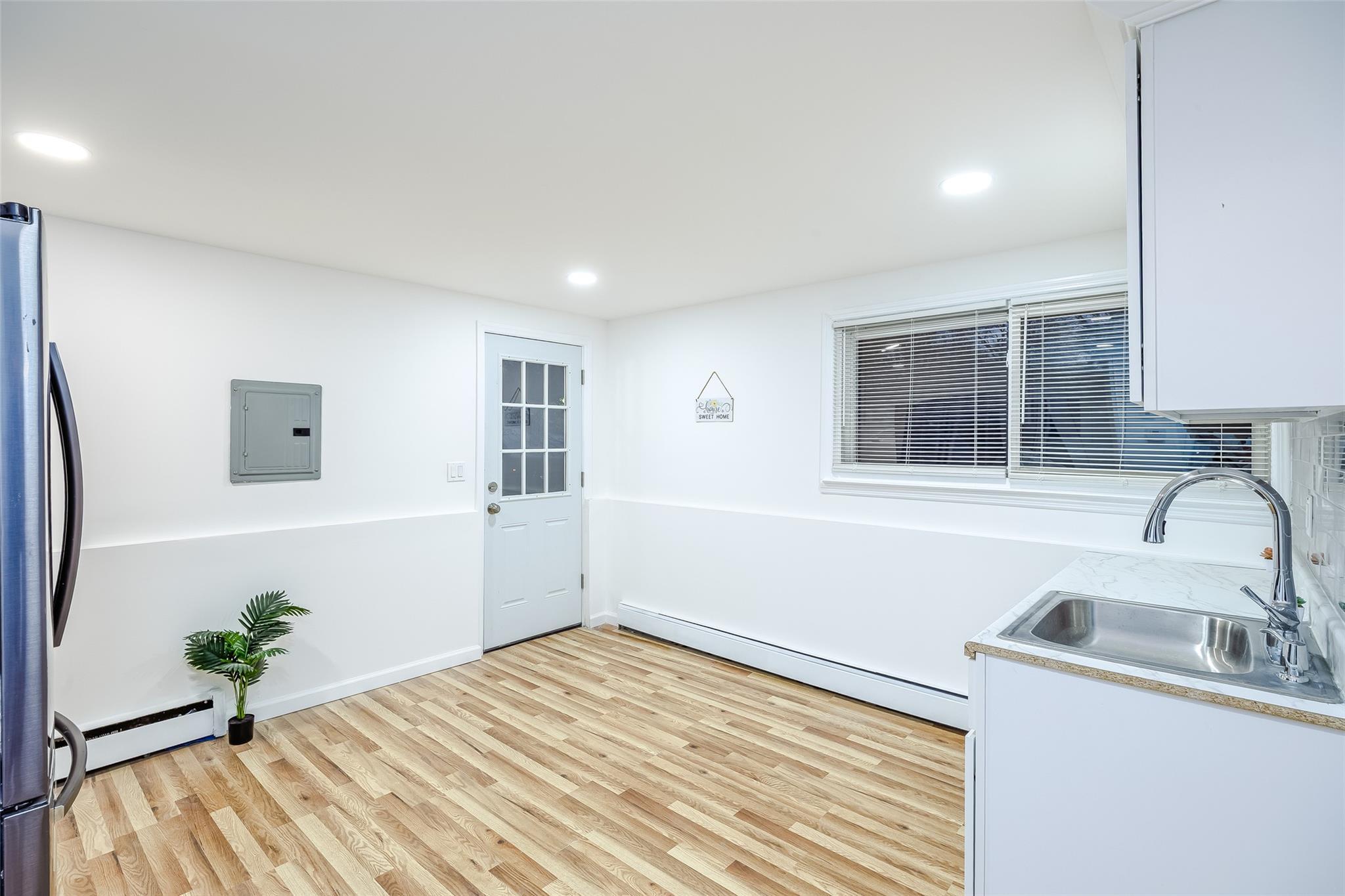 Single Family 24th  Suffolk County, NY 11729, MLS-842925-24