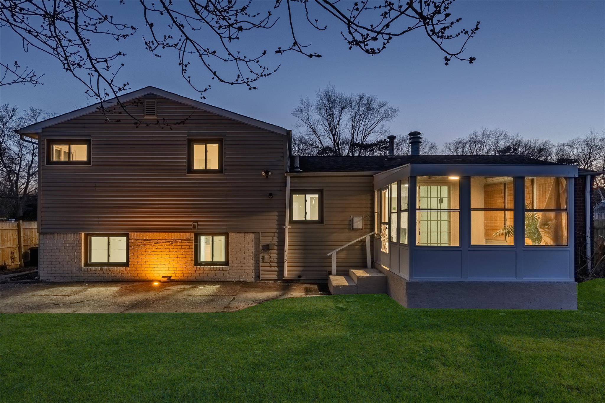 Single Family 24th  Suffolk County, NY 11729, MLS-842925-30