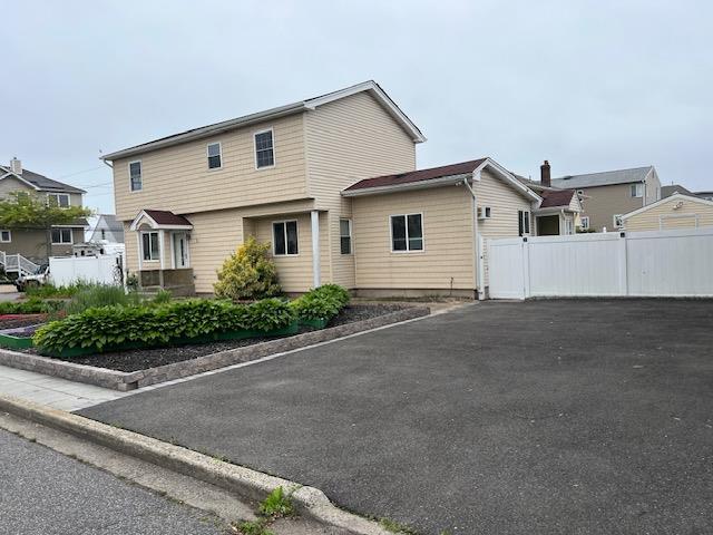 Single Family Saltaire  Suffolk County, NY 11757, MLS-842939-2
