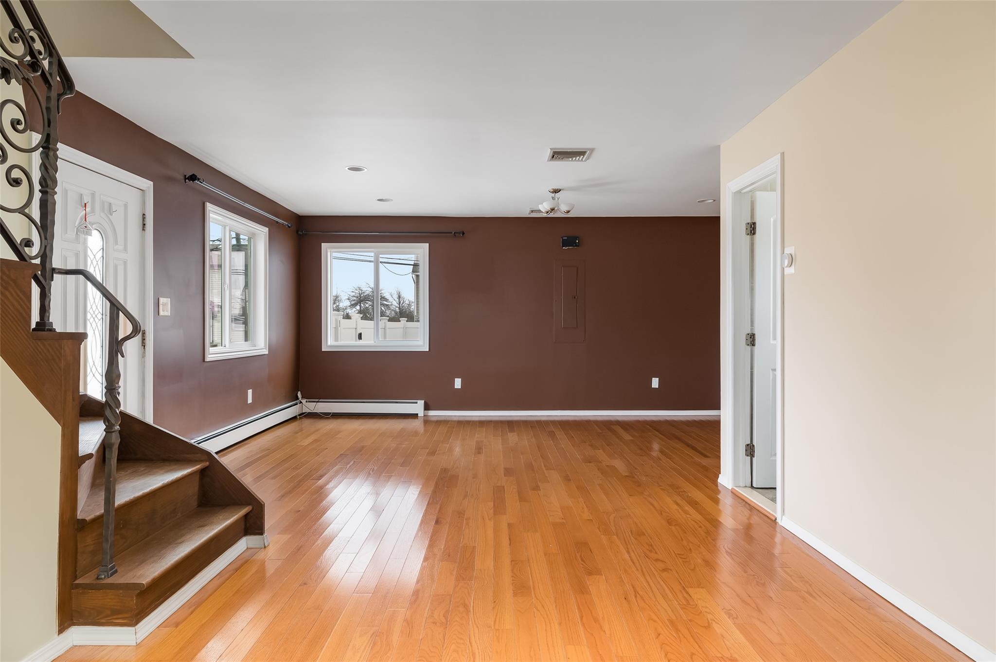 Single Family Saltaire  Suffolk County, NY 11757, MLS-842939-3