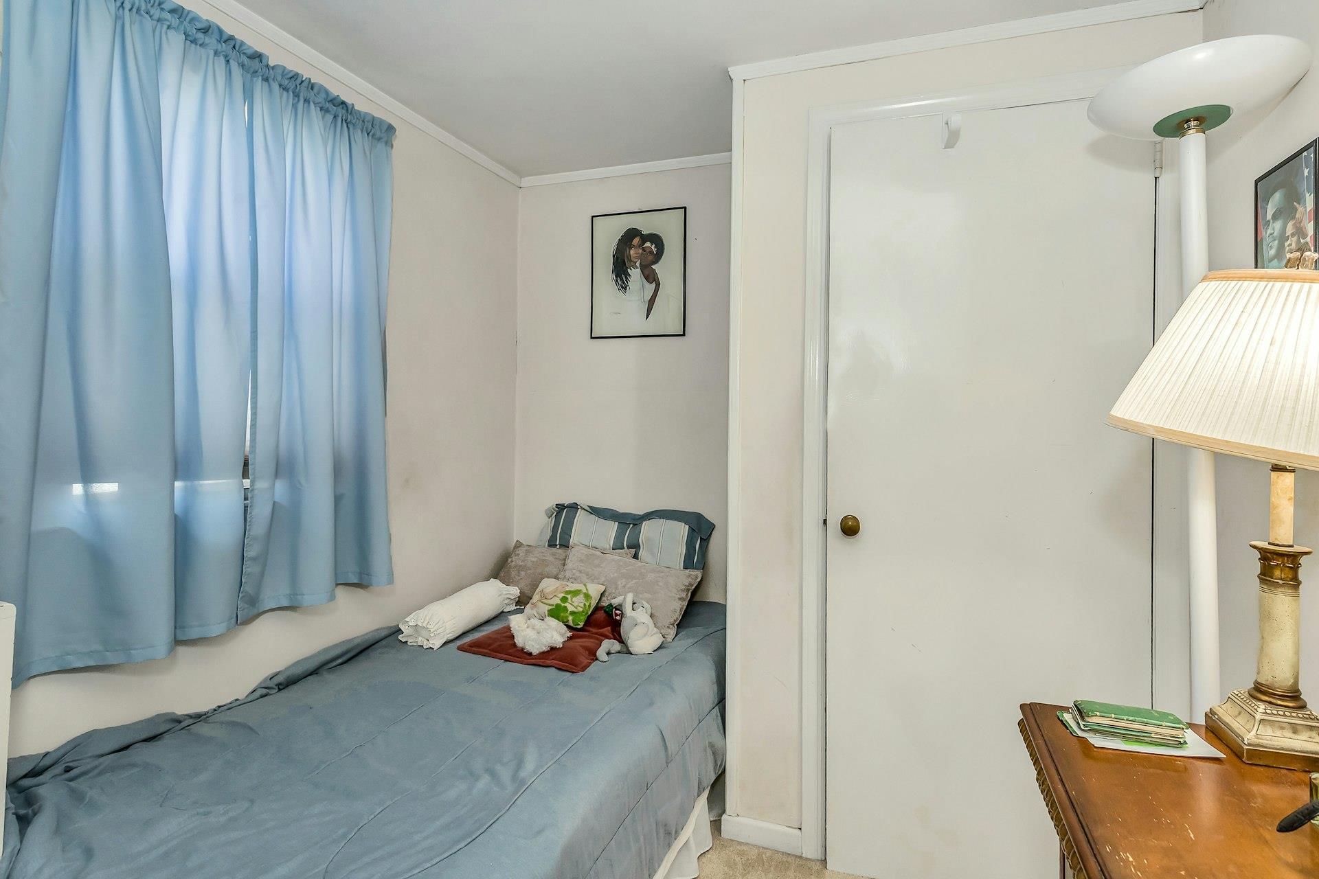 Single Family Dartmouth  Nassau County, NY 11590, MLS-842953-11