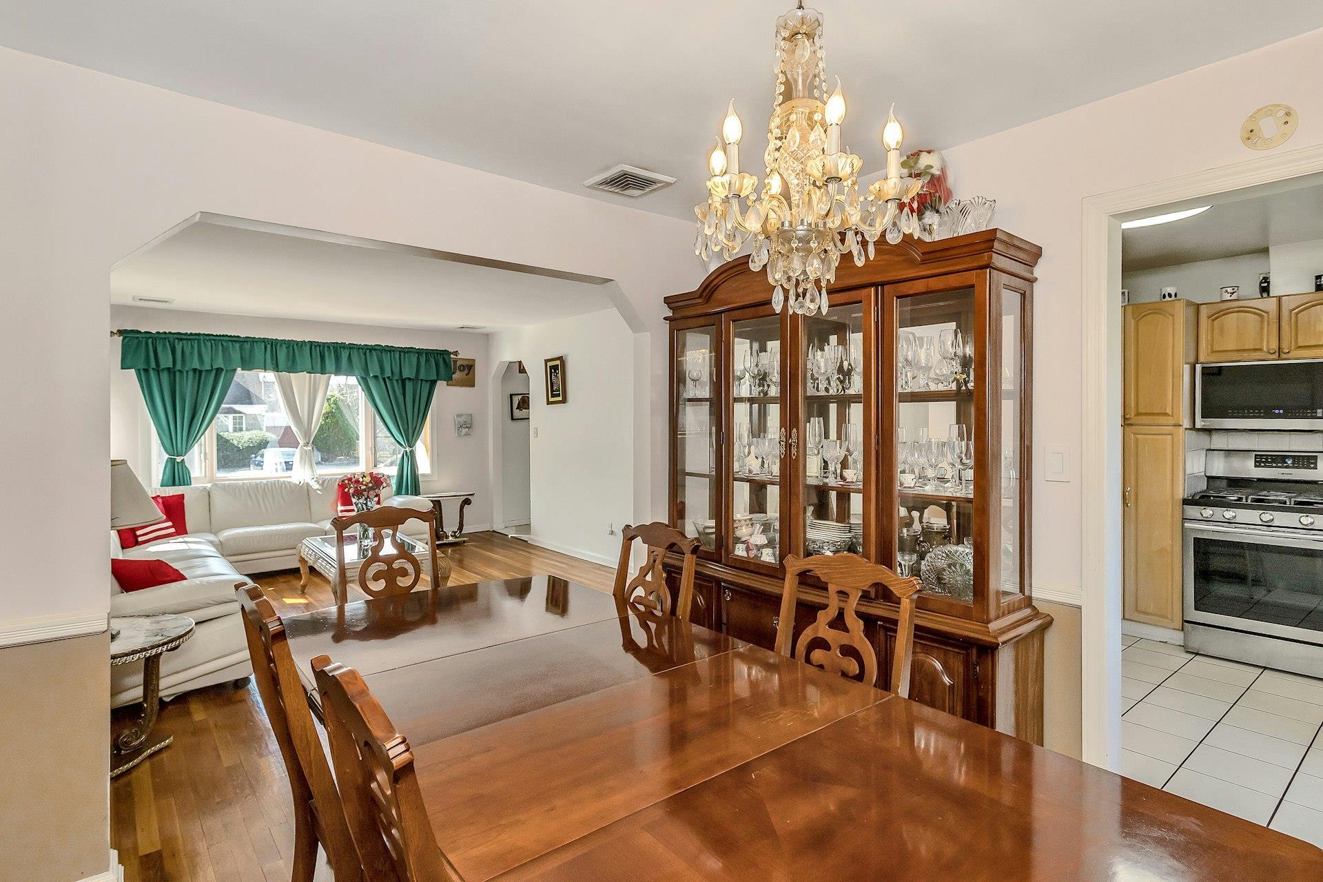 Single Family Dartmouth  Nassau County, NY 11590, MLS-842953-6