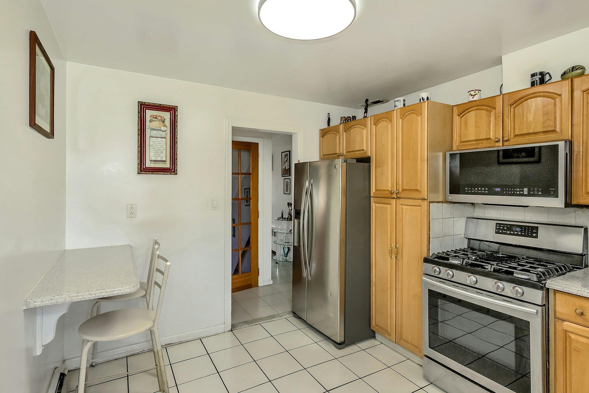 Single Family Dartmouth  Nassau County, NY 11590, MLS-842953-7