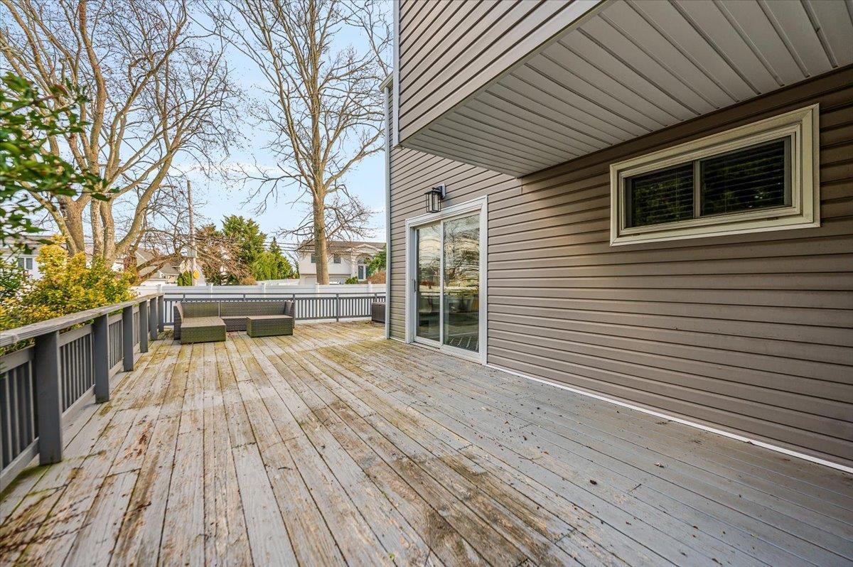 Single Family Covered Bridge  Nassau County, NY 11566, MLS-842962-27