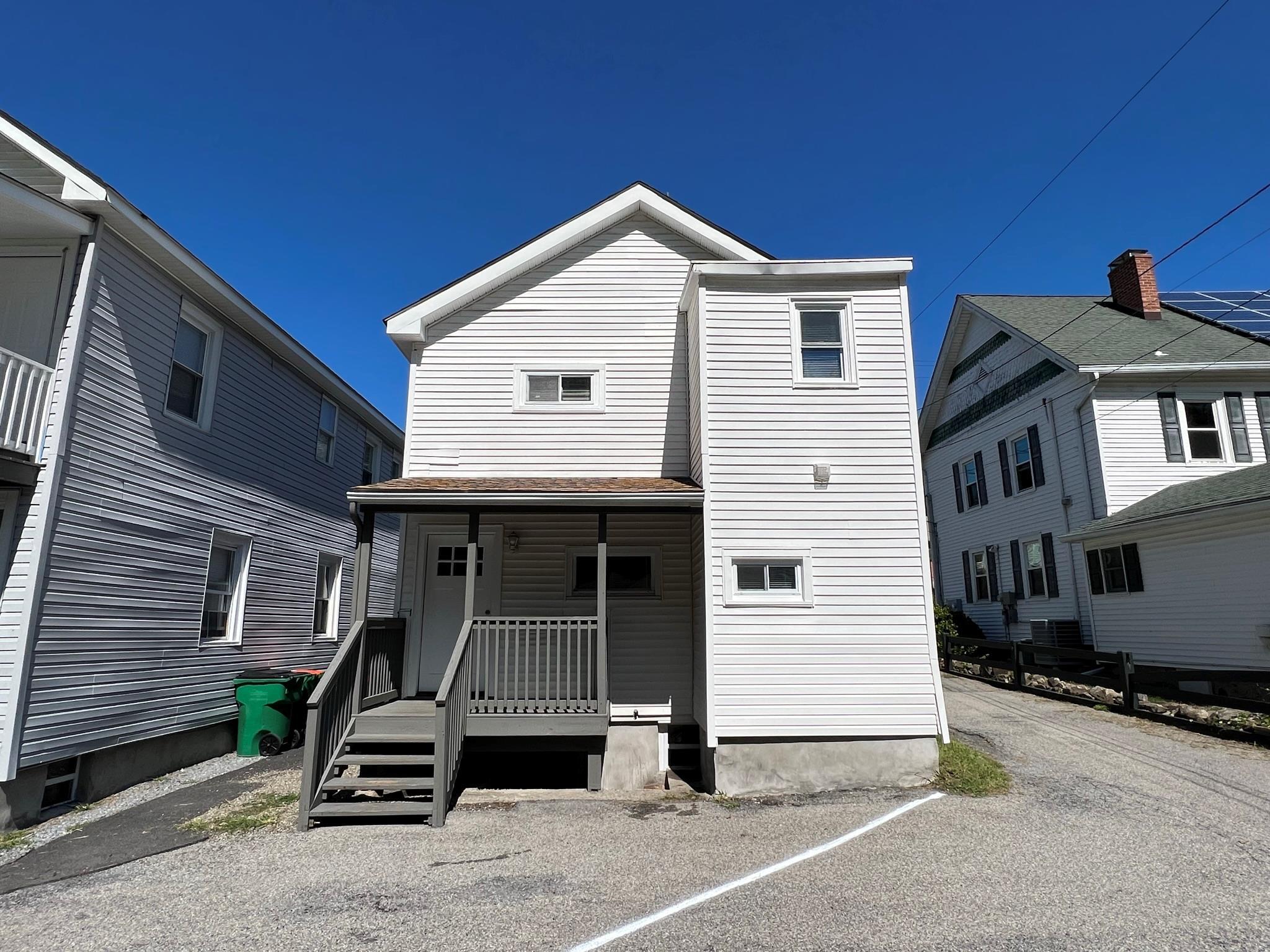 Single Family Main  Dutchess County, NY 12508, MLS-842973-29