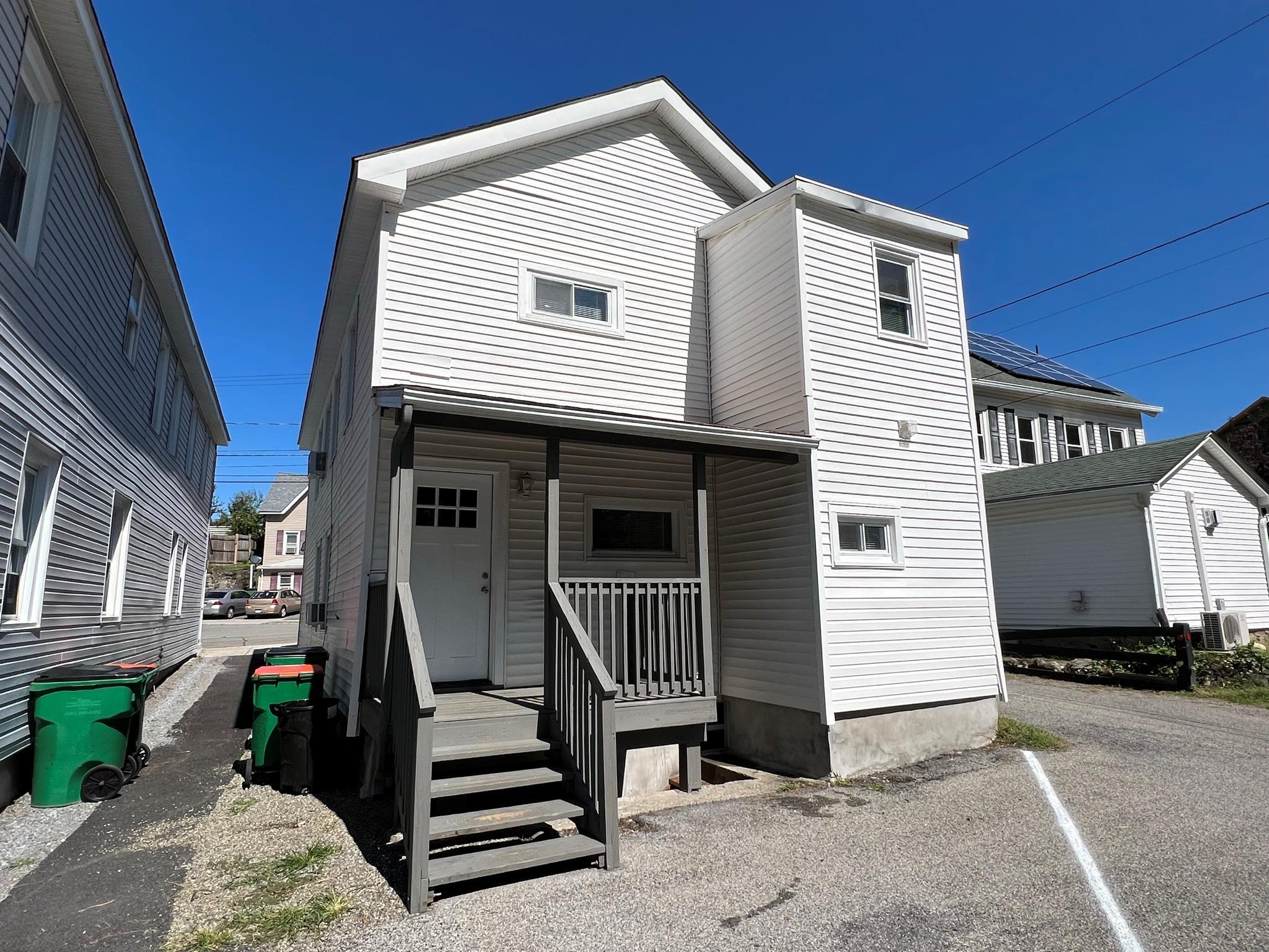 Single Family Main  Dutchess County, NY 12508, MLS-842973-30
