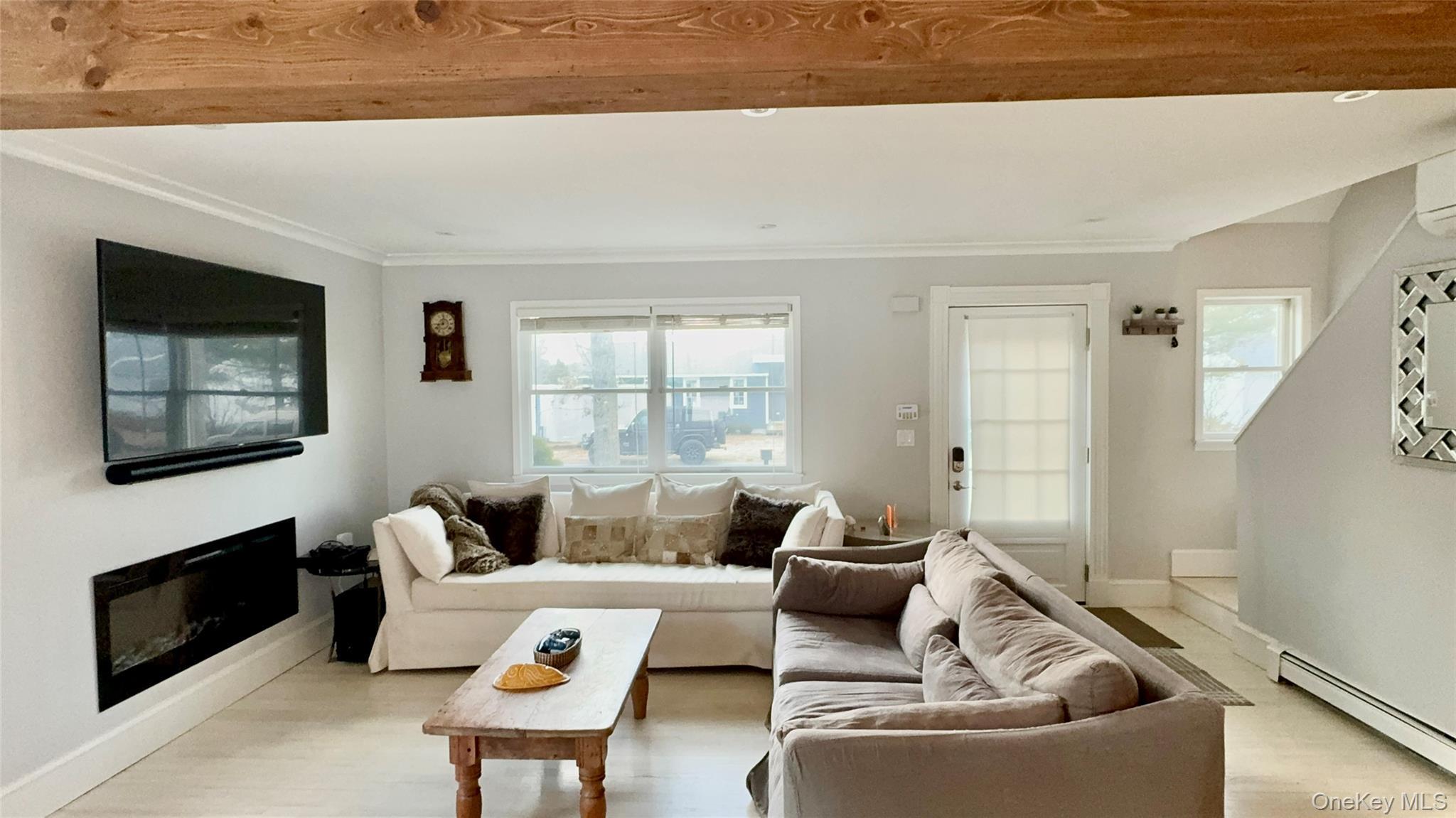 Single Family N Westbury Road Suffolk County, NY 11946, MLS-842993-6