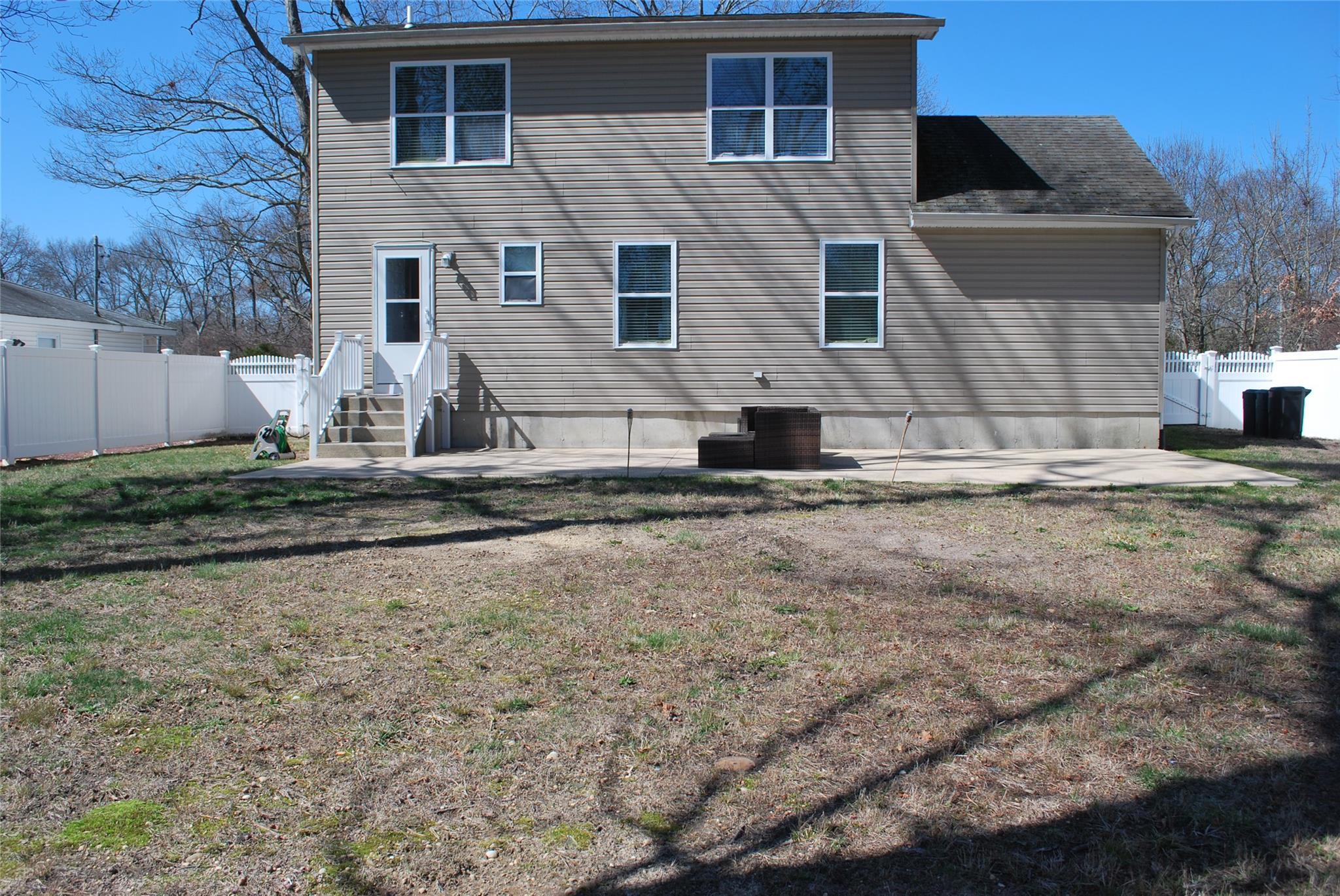 Single Family William Floyd  Suffolk County, NY 11967, MLS-842999-18