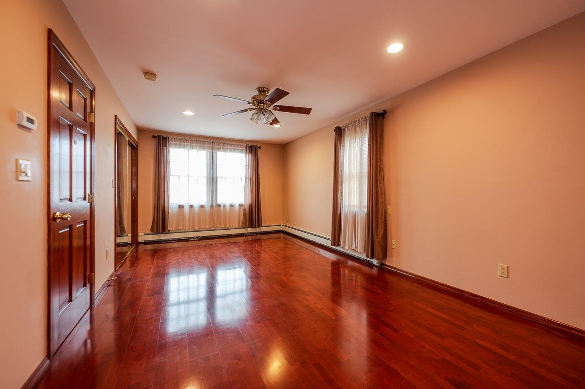 Single Family Peninsula  Nassau County, NY 11516, MLS-843024-23