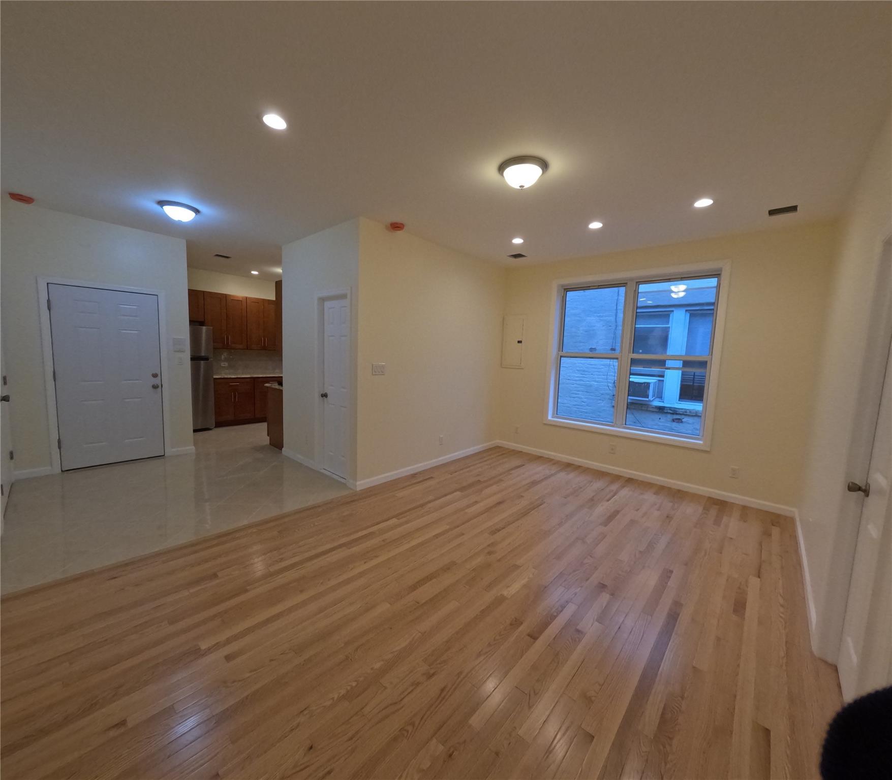 Apartment Revere  Bronx, NY 10465, MLS-843026-3