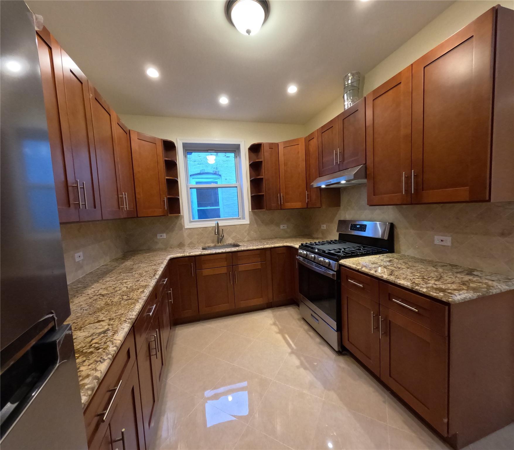 Apartment Revere  Bronx, NY 10465, MLS-843028-14