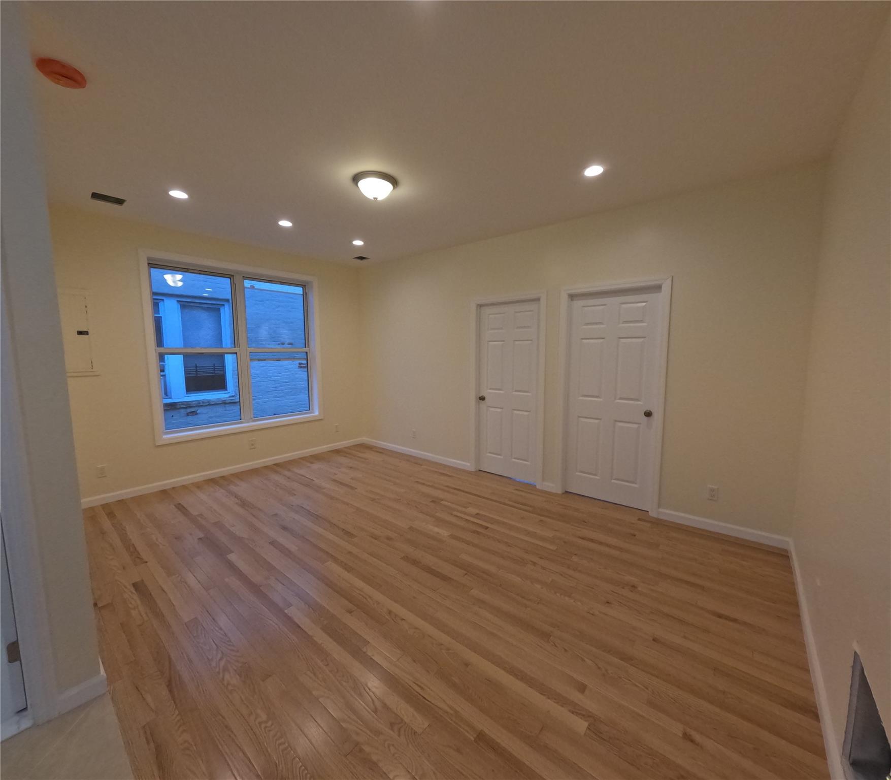 Apartment Revere  Bronx, NY 10465, MLS-843028-2