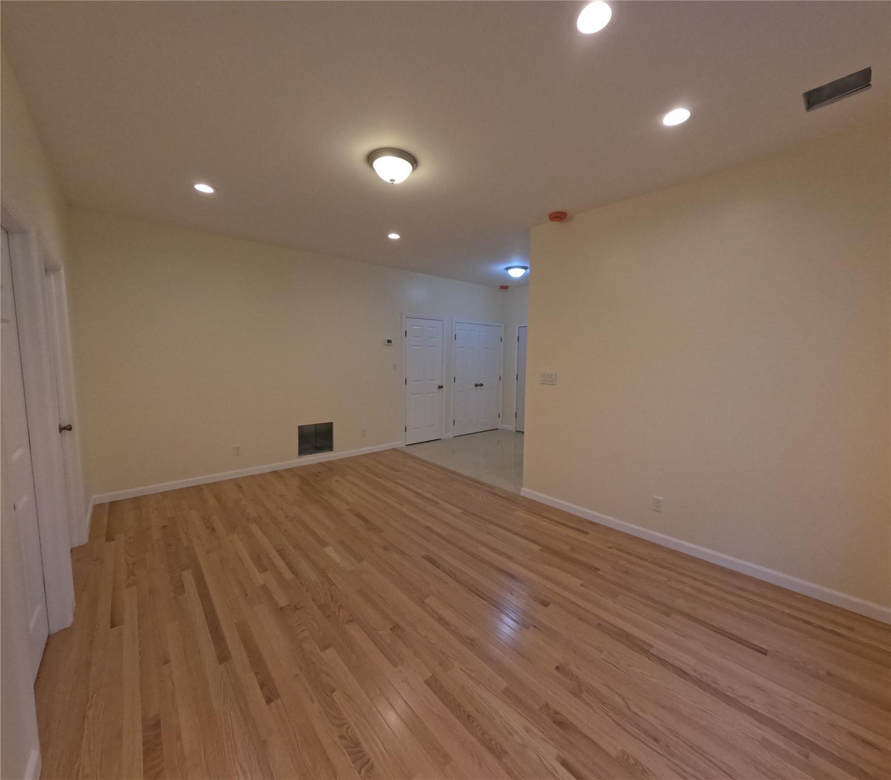 Apartment Revere  Bronx, NY 10465, MLS-843028-3