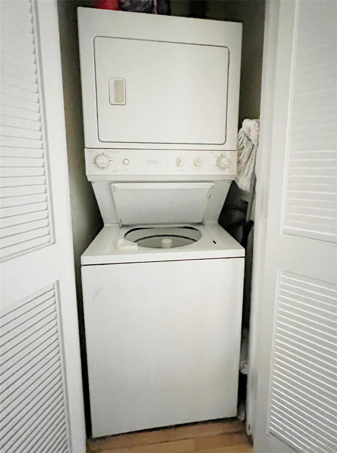 Condo 2nd  Manhattan, NY 10128, MLS-843033-10